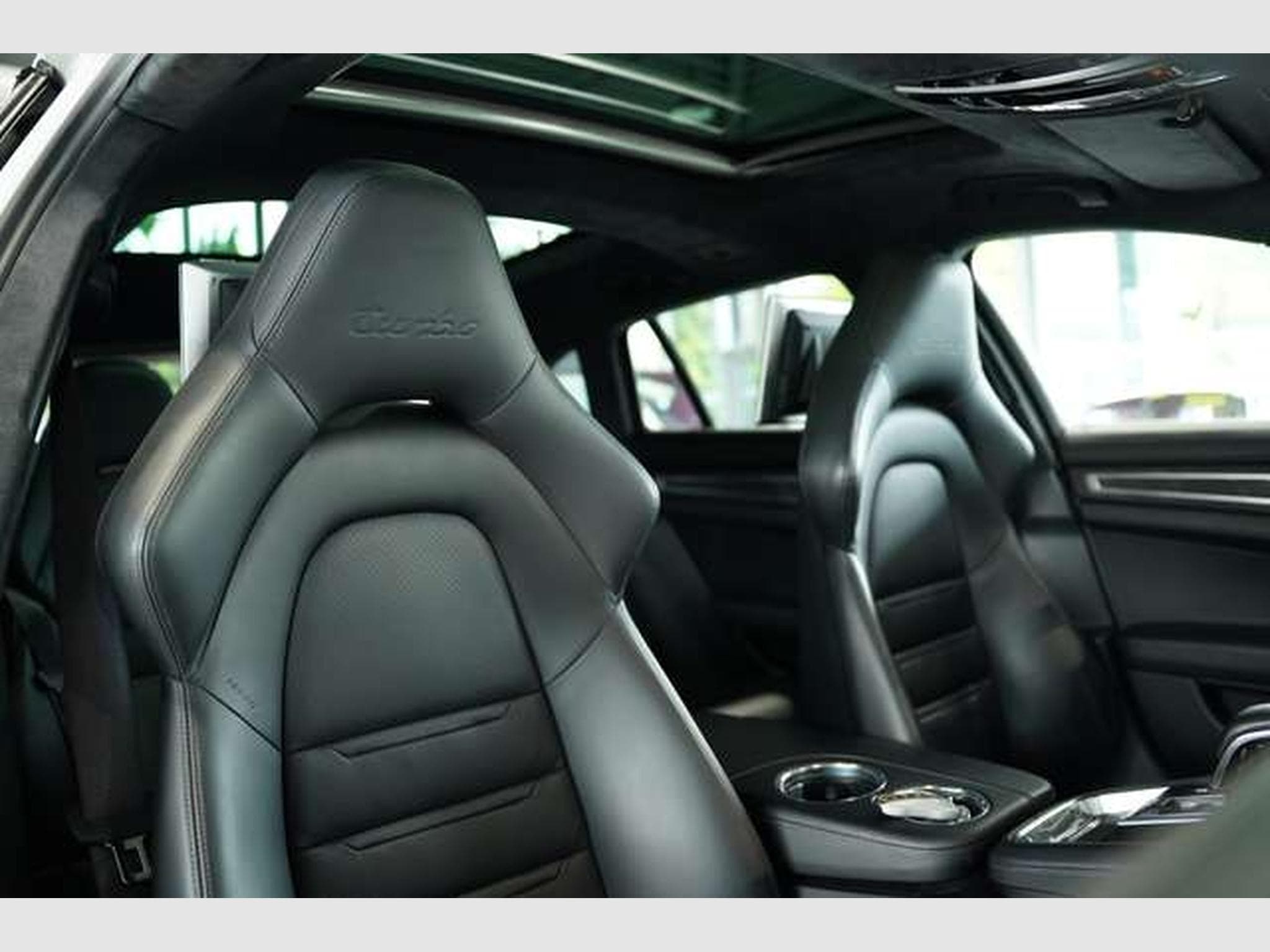 Porsche Panamera Turbo Turismo *2.H *21 *Sport-Design (2017) - Photo 36