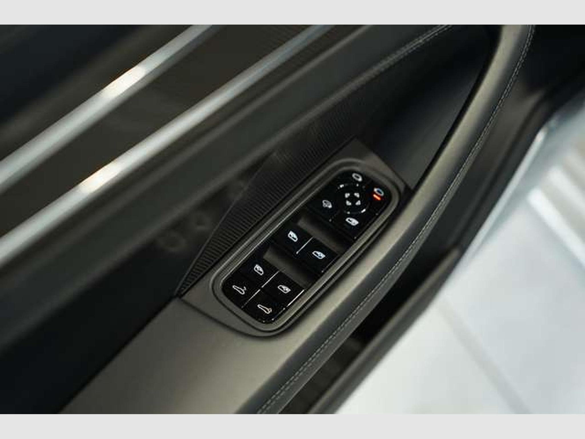 Porsche Panamera Turbo Turismo *2.H *21 *Sport-Design (2017) - Photo 43