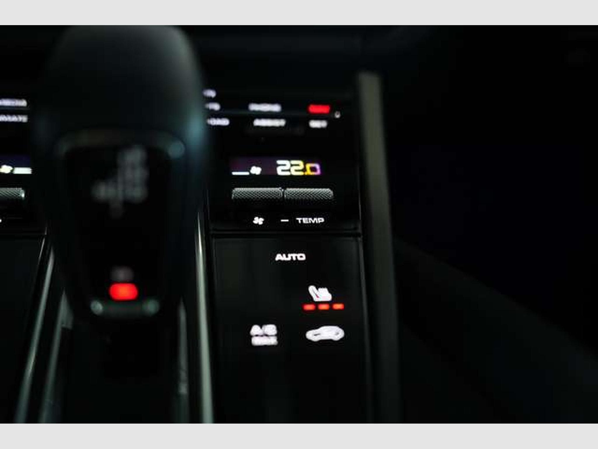 Porsche Cayenne GTS Coupé *22*Carbon*BOSE*S-Chrono*LUFT (2020) - Photo 35