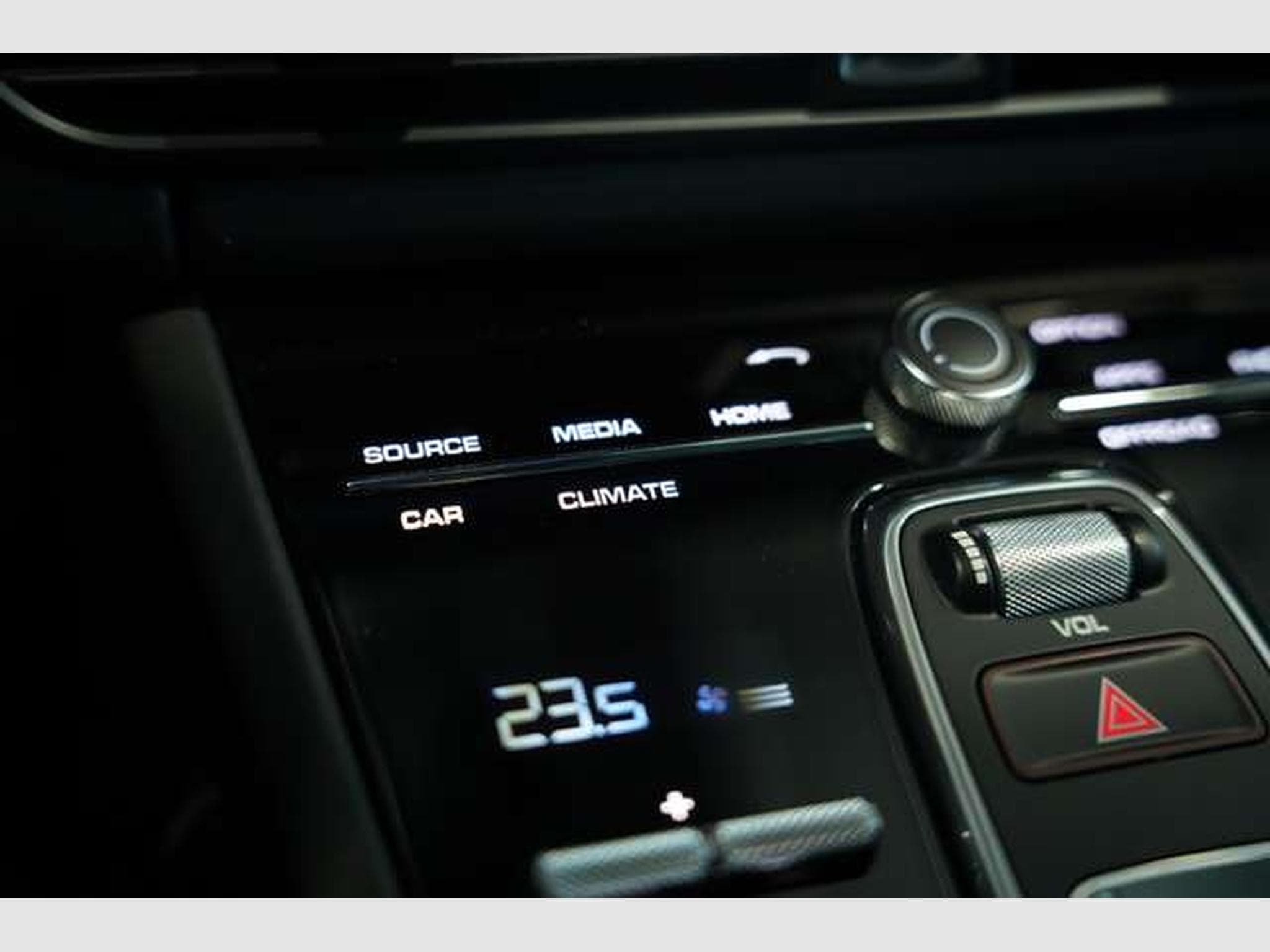 Porsche Cayenne GTS Coupé *22*Carbon*BOSE*S-Chrono*LUFT (2020) - Photo 36