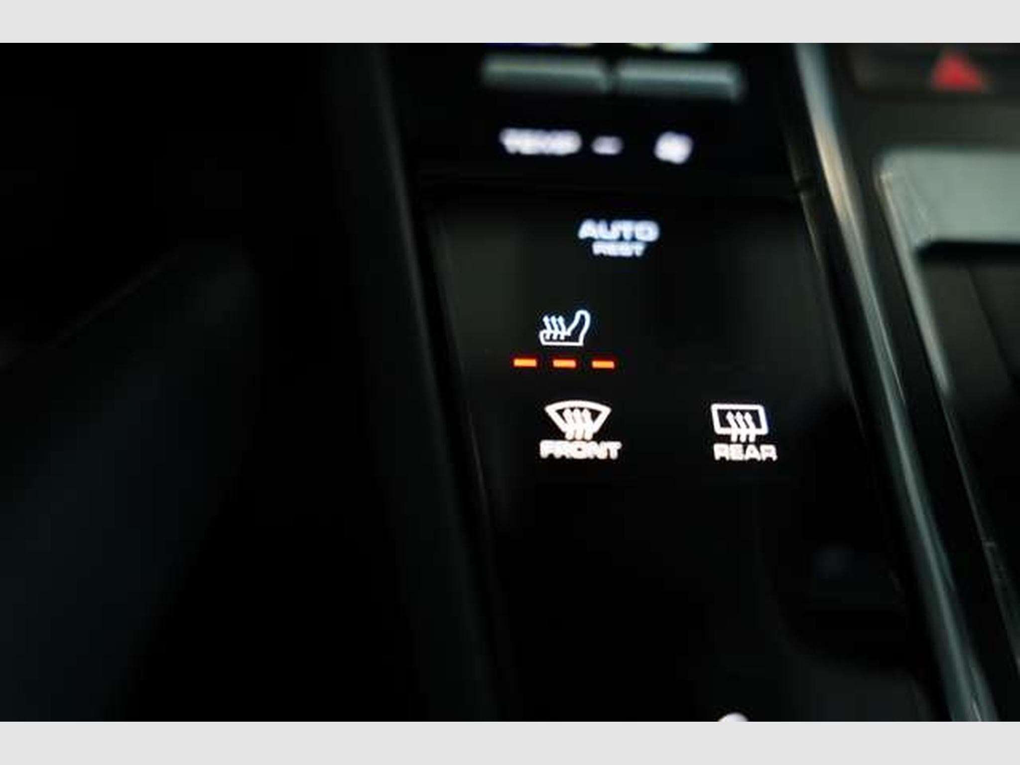Porsche Cayenne GTS Coupé *22*Carbon*BOSE*S-Chrono*LUFT (2020) - Photo 34