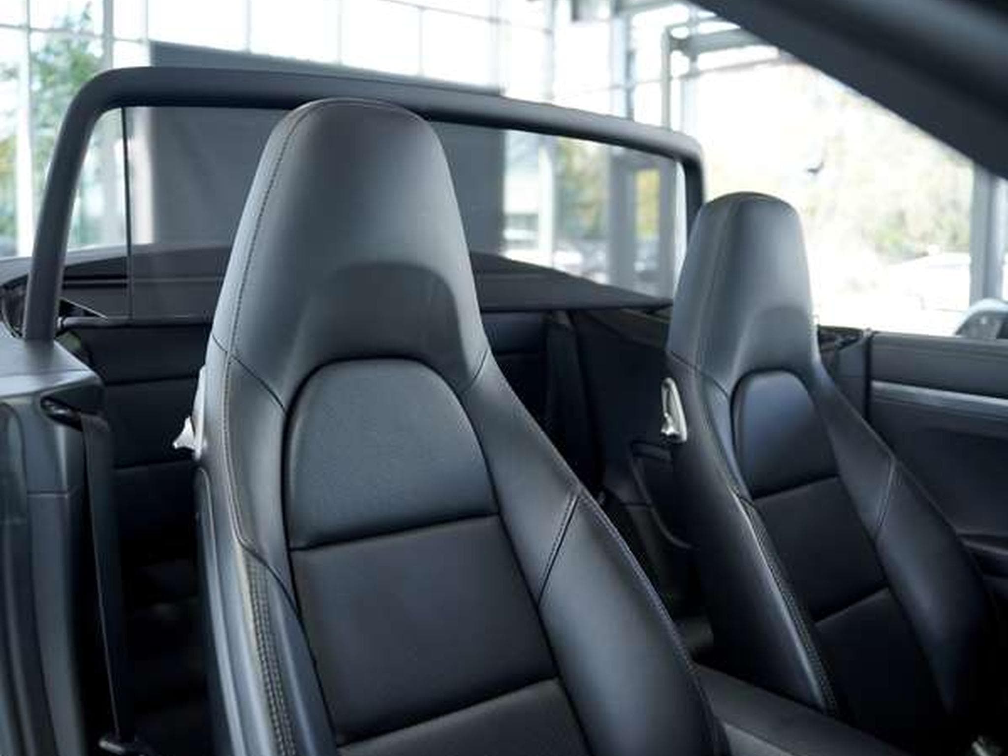 Porsche 911 Carrera S Cabriolet *Schalter *S-Abgas (2013) - Photo 18