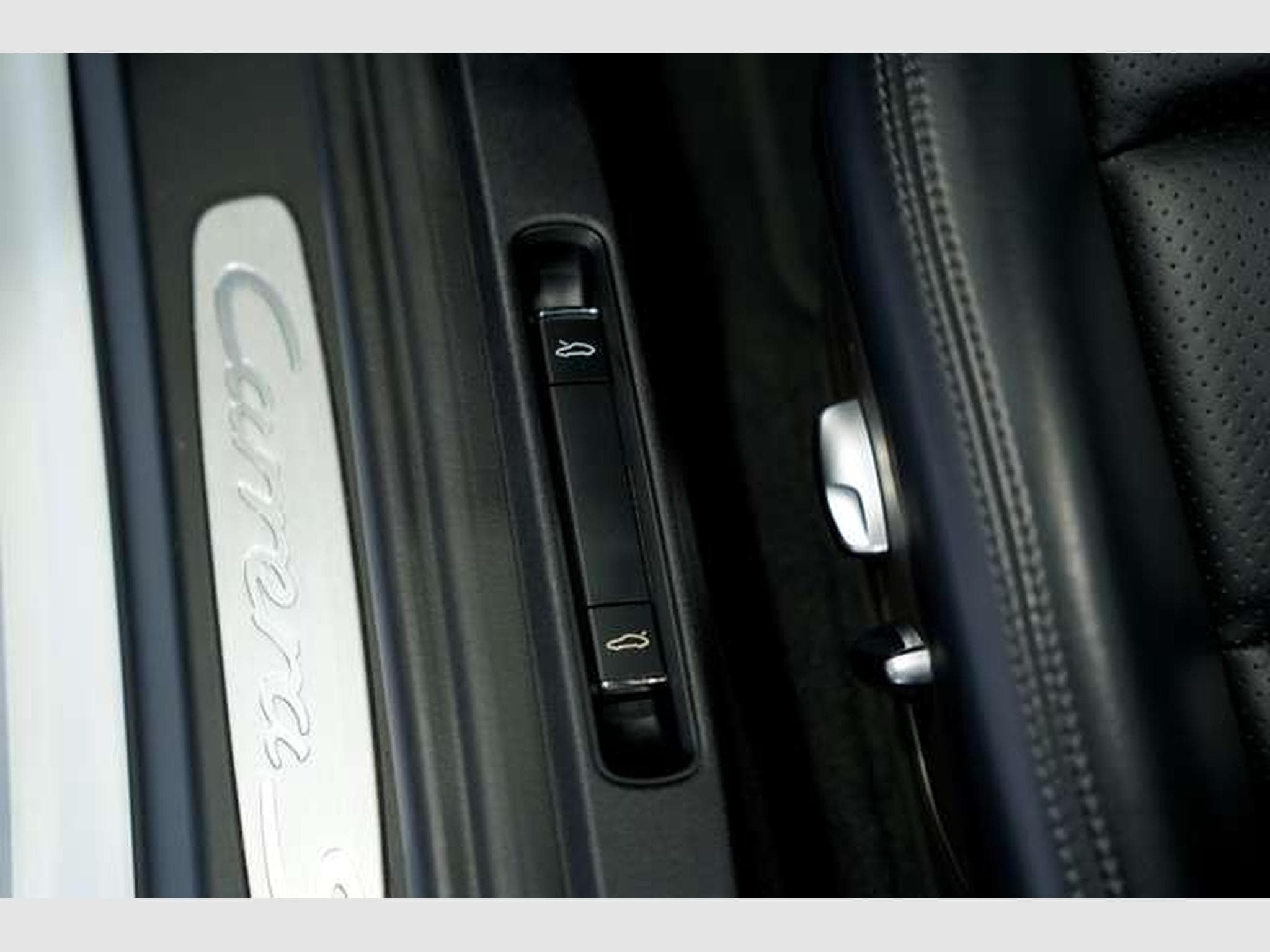 Porsche 911 Carrera S Cabriolet *Schalter *S-Abgas (2013) - Photo 27