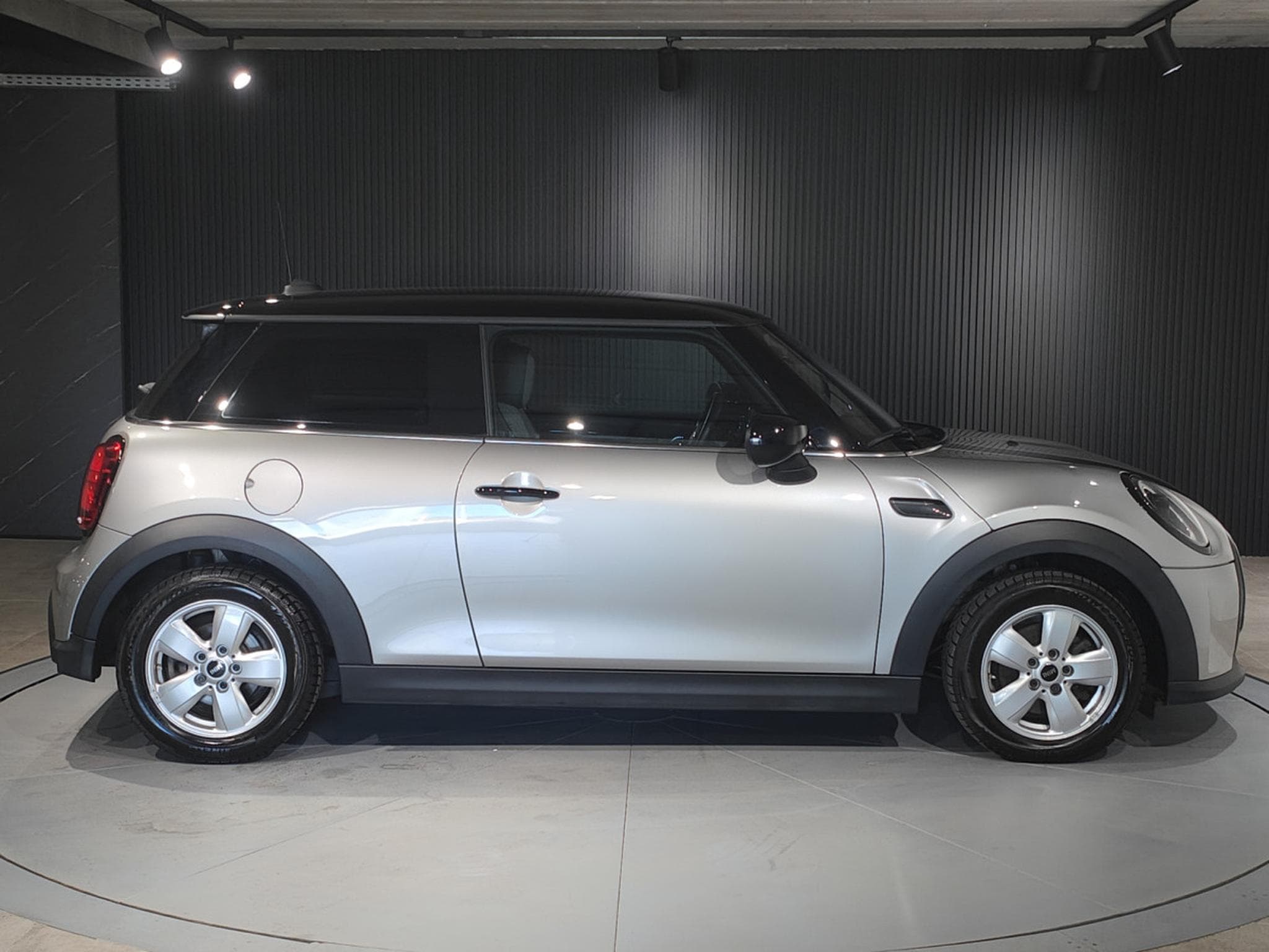 Mini Cooper 1.5 BOITE AUTO CARPLAY BLUETOOTH GPS CLIM LED (2023) - Foto 2