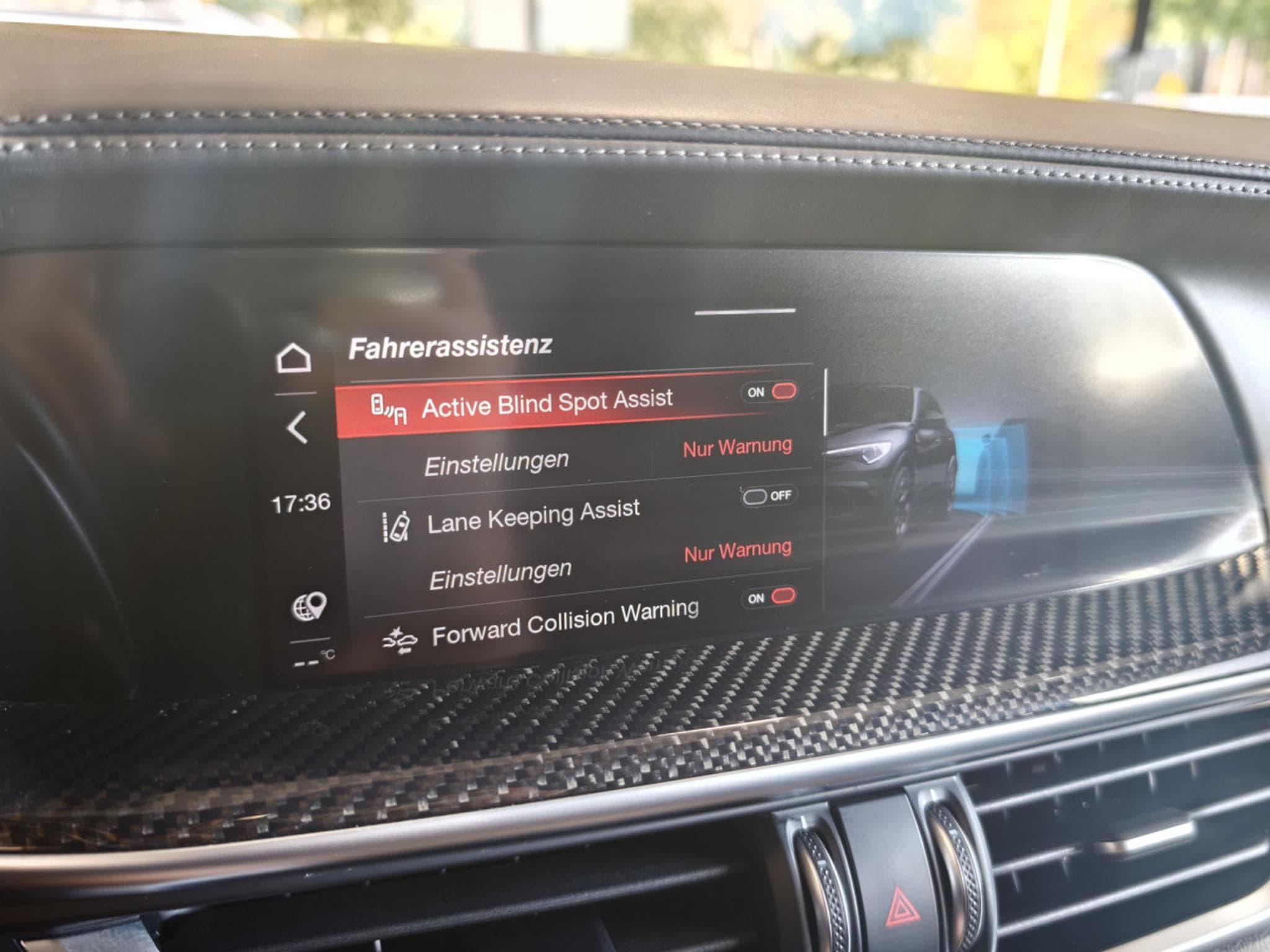 Alfa-Romeo Stelvio V6 2.9 Bi-Turbo AT8-Q4 (2023) - Photo 21