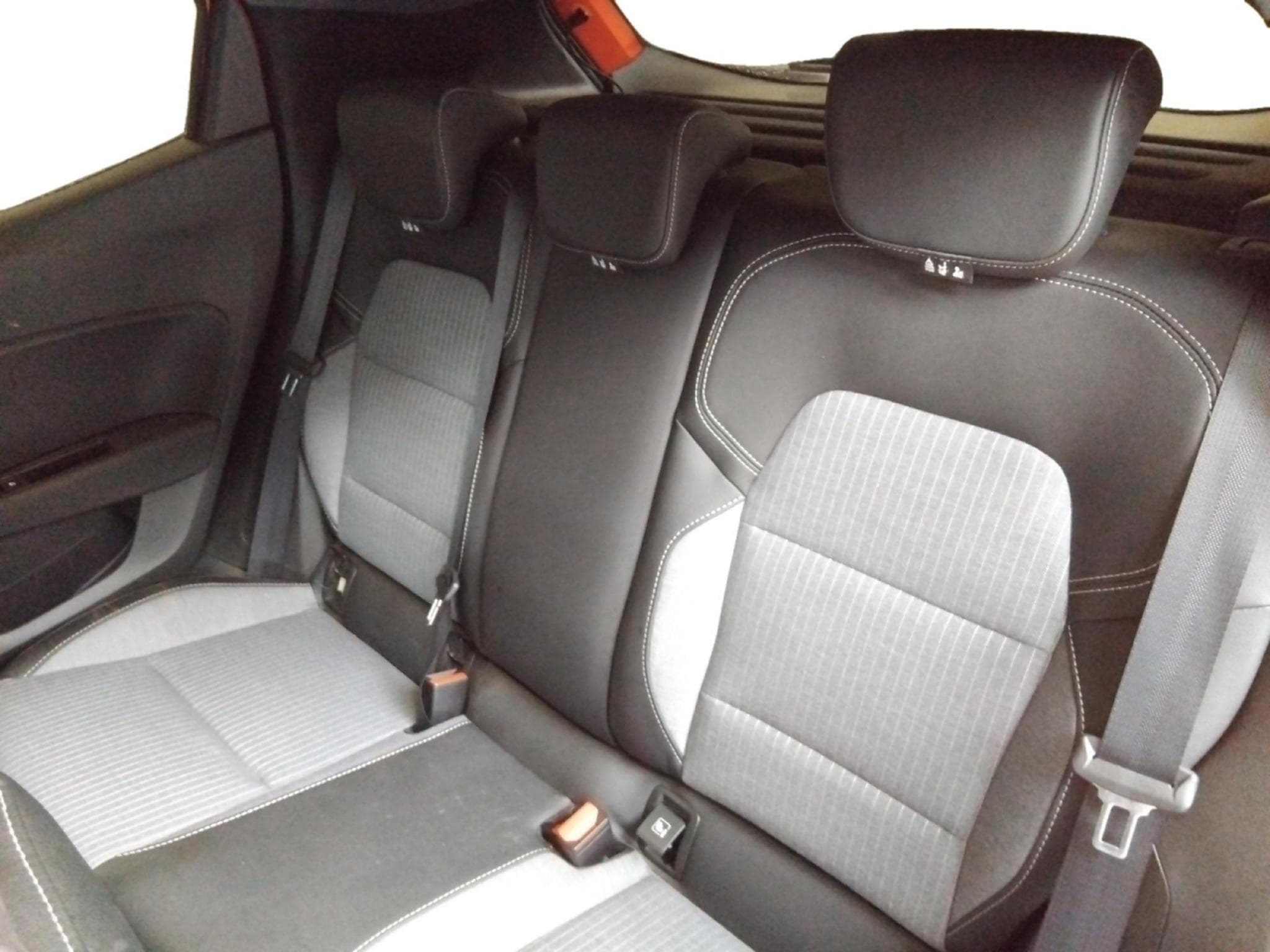 Renault Clio 1.0 Tce Techno (2026) - Foto 9