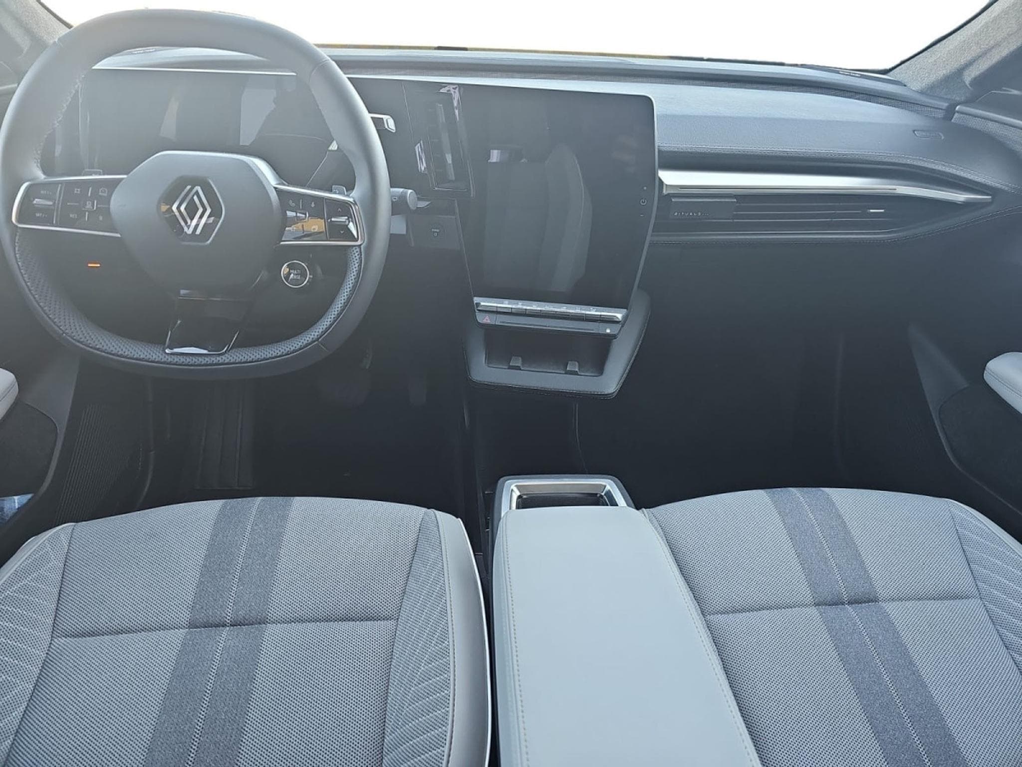 Renault Scenic ICONIC 220 LONG RANGE (2026) - Foto 6