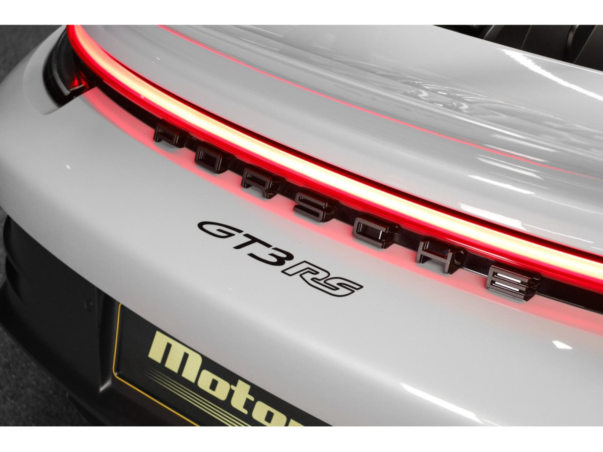Porsche 911 GT3 RS PDK - PACK WEISSACH (2023) - Foto 24