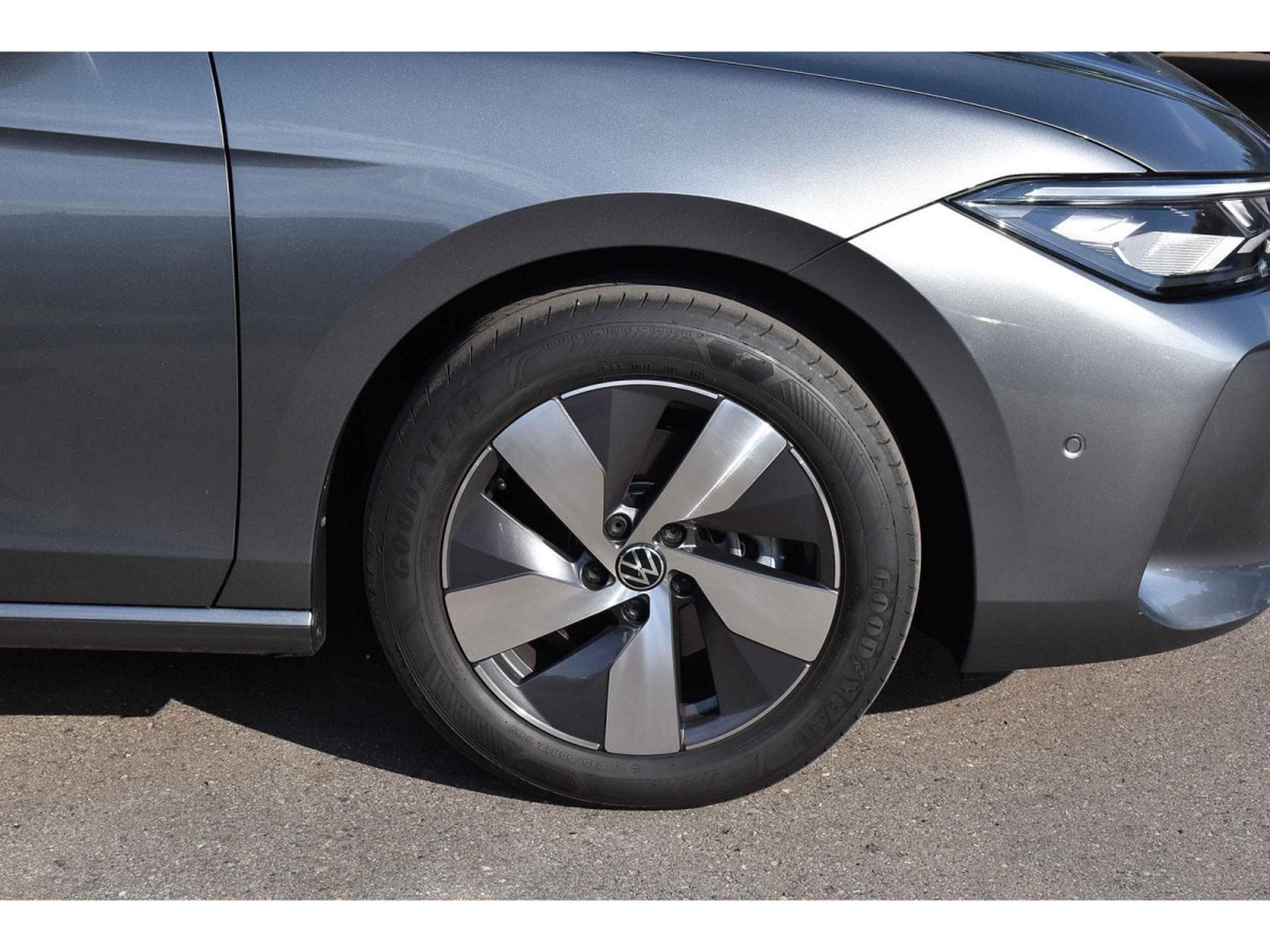 VW Passat 2.0 TDI Business DSG PANO TRAVEL CAM360 1° MAIN (2025) - Foto 5