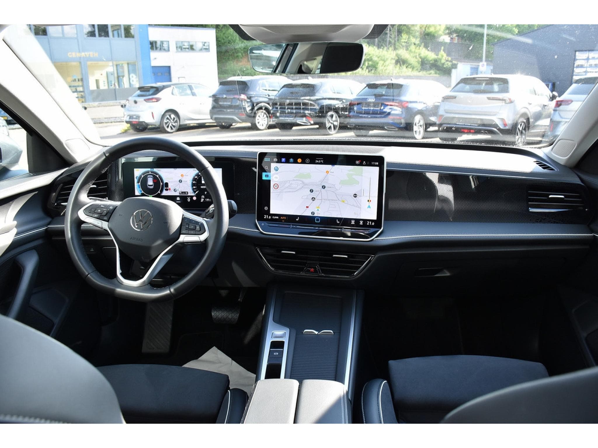 VW Passat 2.0 TDI Business DSG PANO TRAVEL CAM360 1° MAIN (2025) - Foto 10