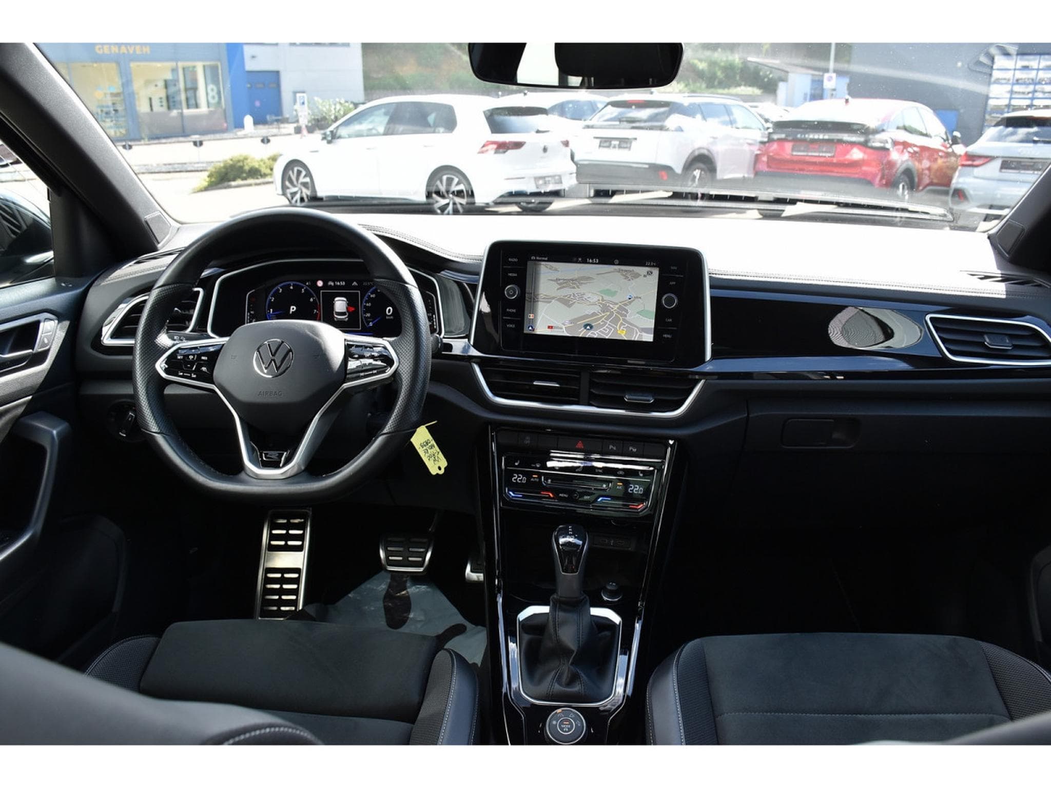 VW T-Roc 2.0 TSI 4Motion R-Line DSG PANO TRAVEL CAM PARK 1° MAIN (2022) - Foto 10