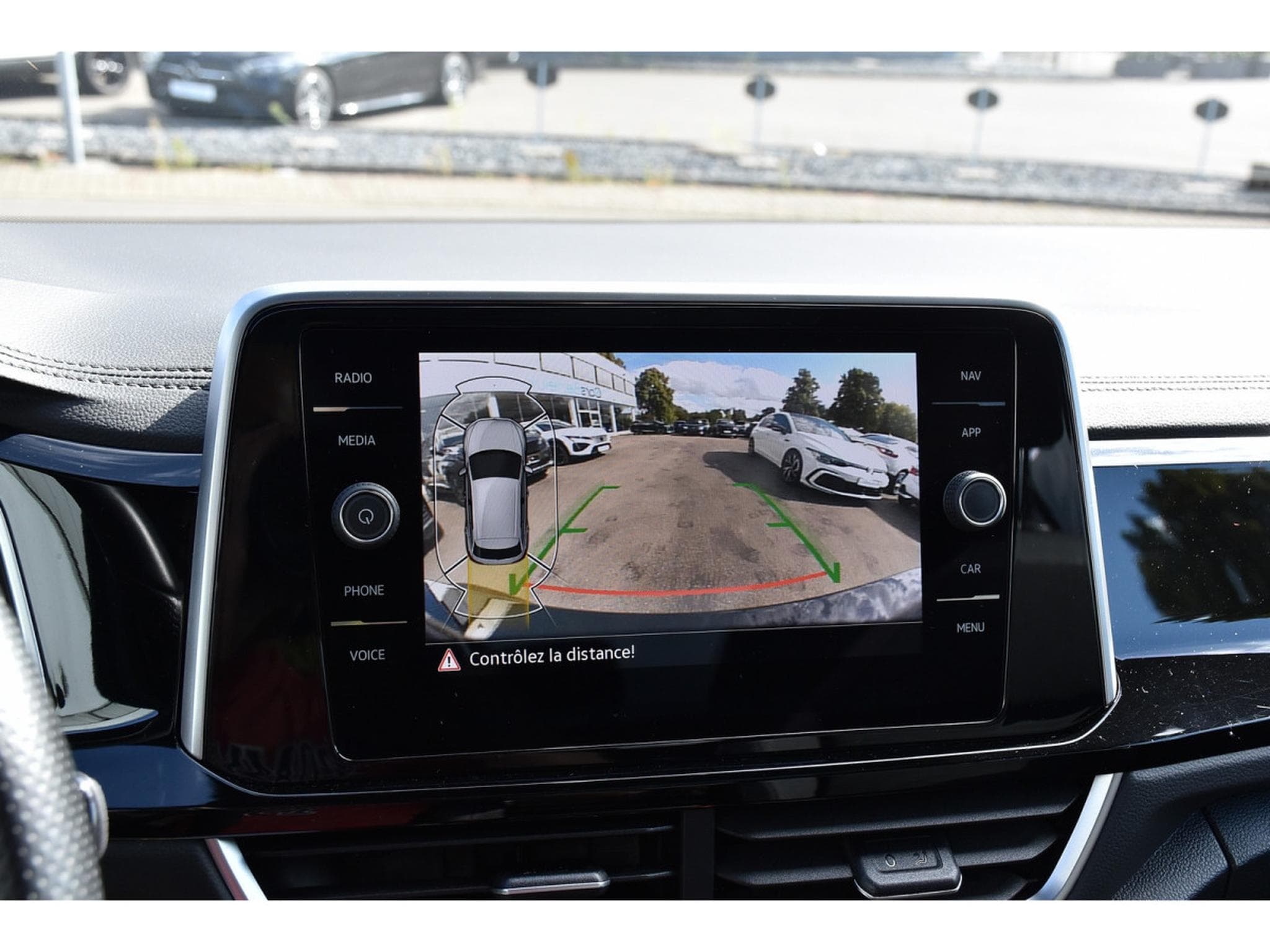 VW T-Roc 2.0 TSI 4Motion R-Line DSG PANO TRAVEL CAM PARK 1° MAIN (2022) - Foto 15