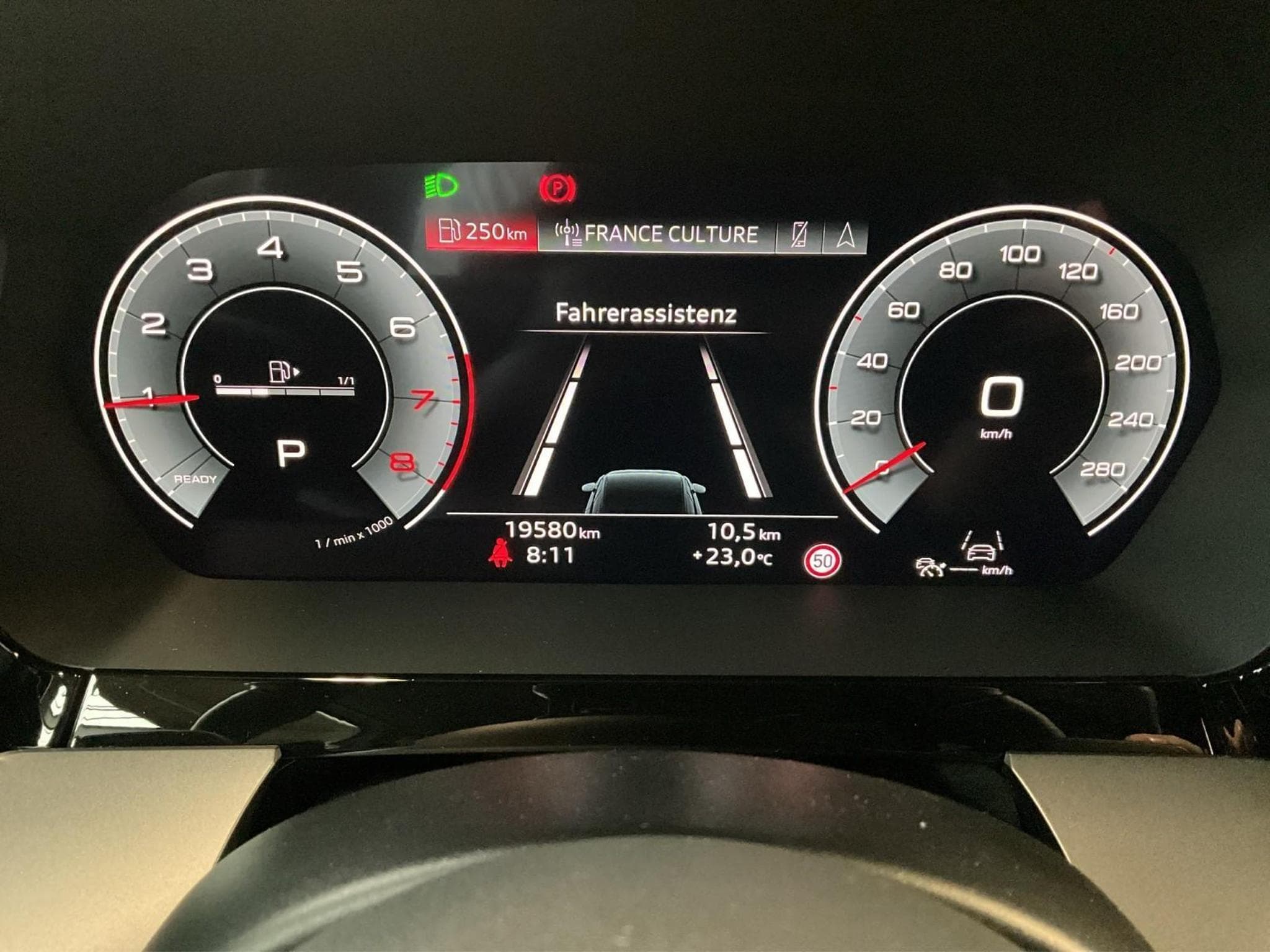 Audi A3 SB+Advanced+S-Tronic+P.Business+Led (2025) - Photo 11