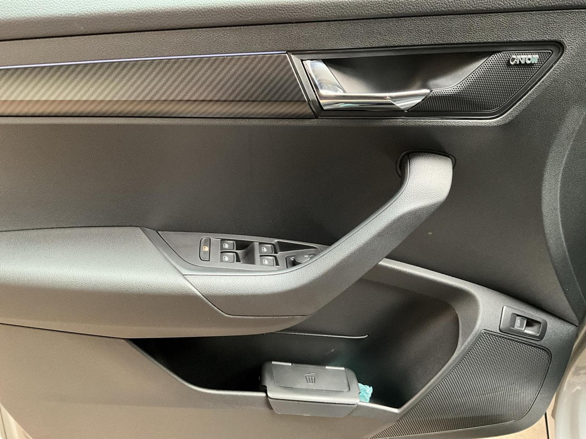 Skoda Karoq Sportline+DSG+4x4+P.Travel+StandH.+P.Performance+Canton (2024) - Photo 14