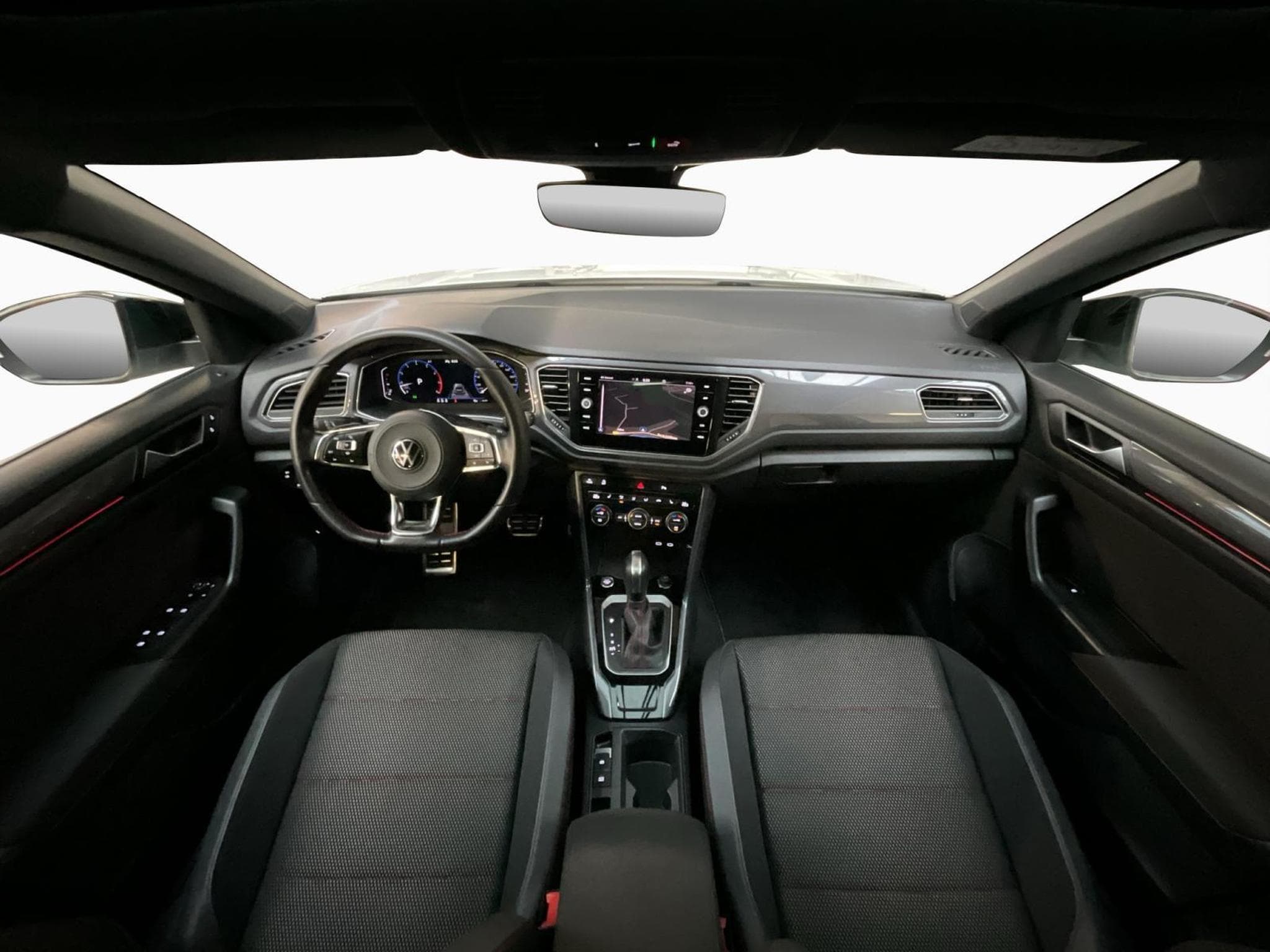 VW T-Roc Sport+DSG+Pano+LM17+P.Travel+P.Sport+P.Confort+Keyless (2021) - Photo 2