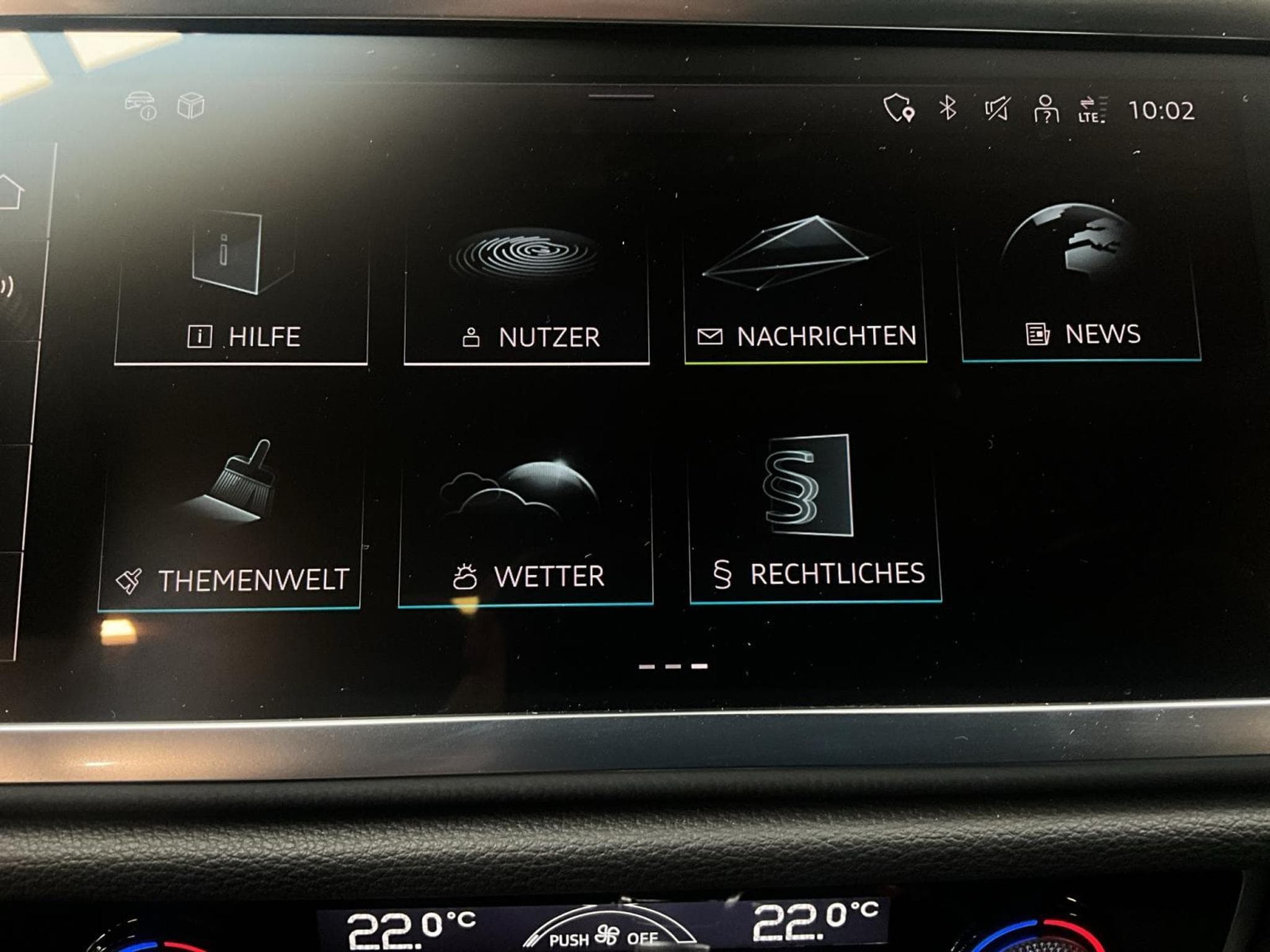 Audi Q3 SB+S-Line+40TFSI+Quattro+S-Tronic+Pano+P.Premium (2025) - Photo 20
