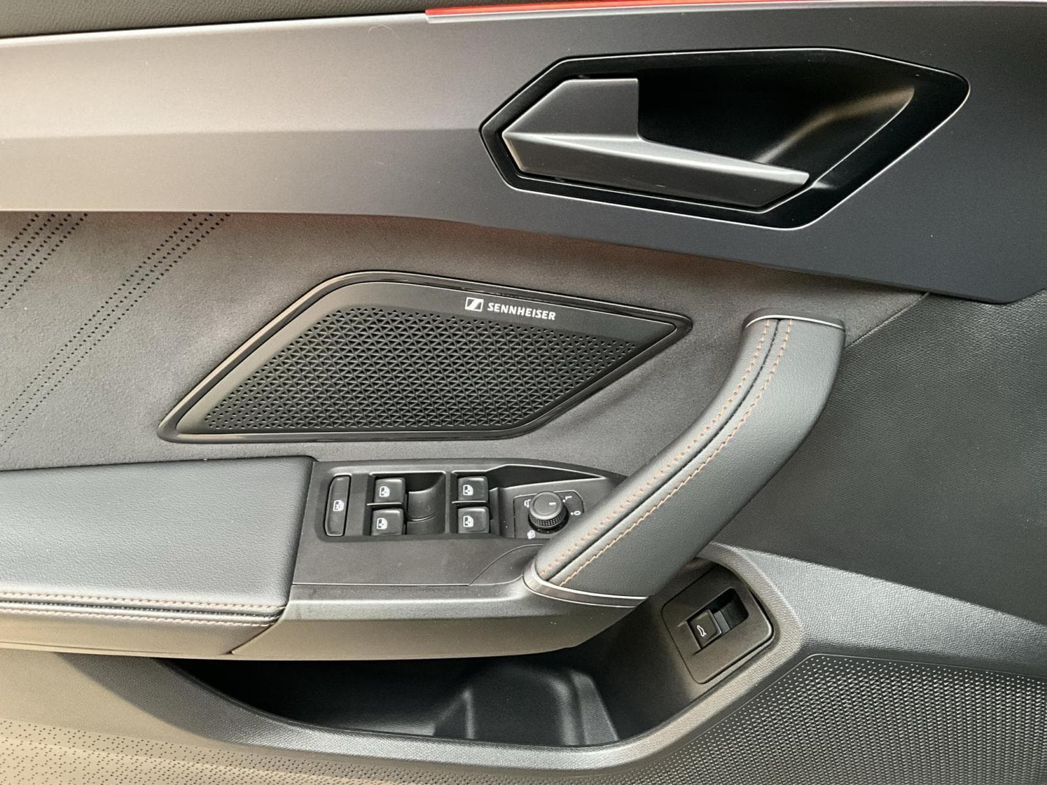 Cupra Leon ST+VZ+Evo+DSG+4Drive+Sennheiser+AHK+Pure-Performance (2025) - Foto 14