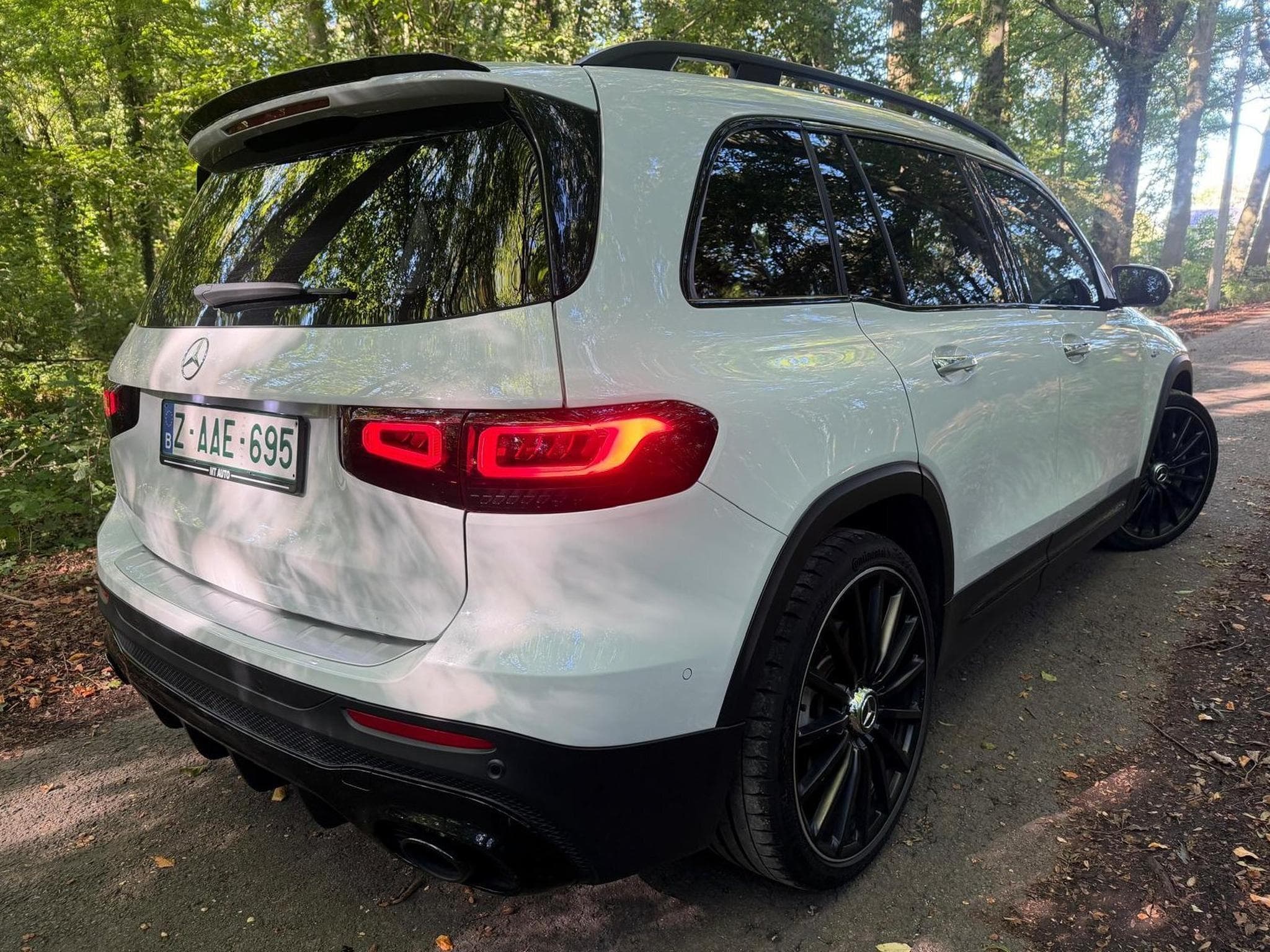 Mercedes GLB 35 AMG AMG 35 TURBO 4MATIC (2023) - Photo 2