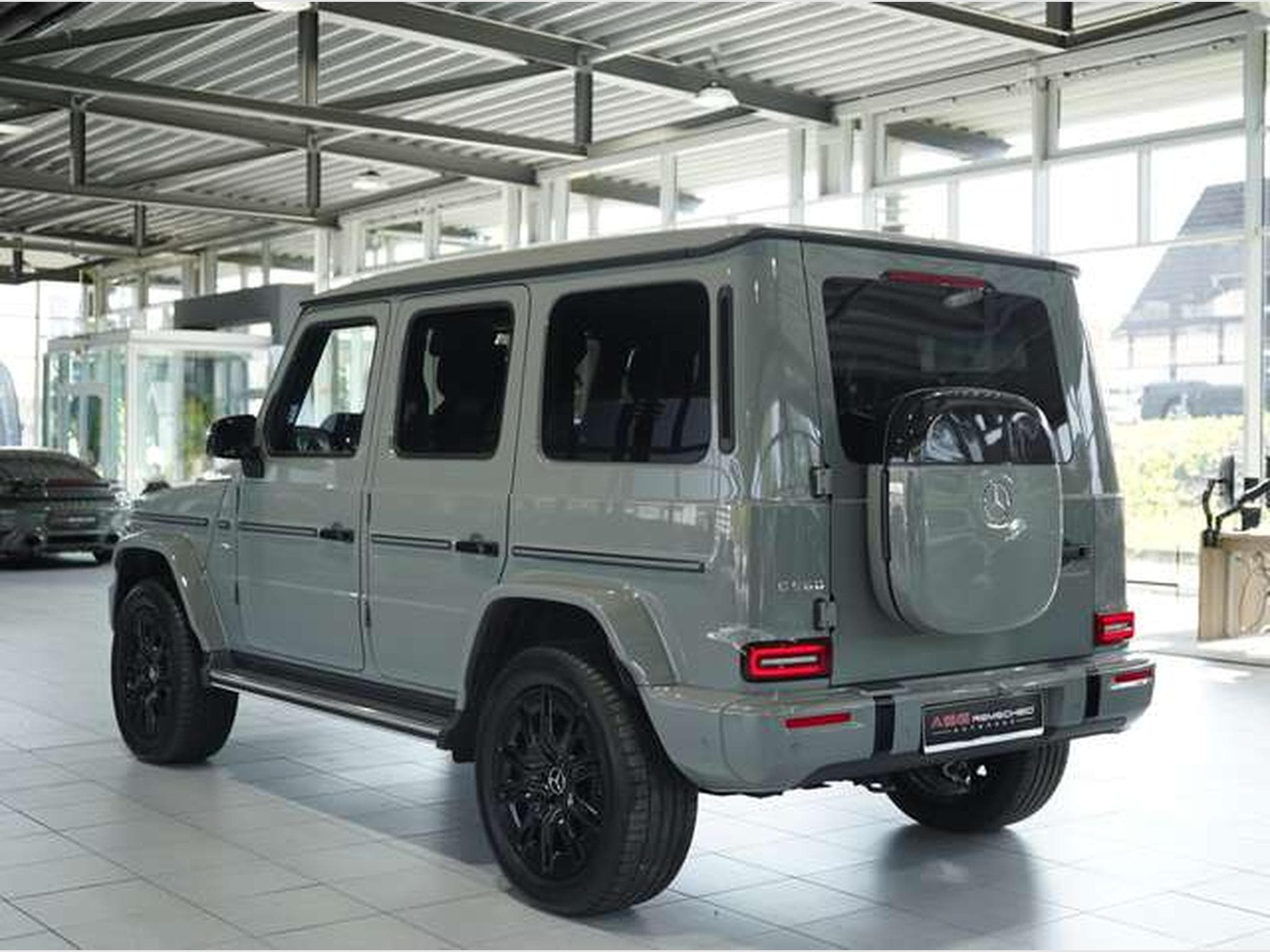 Mercedes Classe G Edition ONE AMG *MANUFAKTUR *FOND *Carbon (2025) - Photo 11