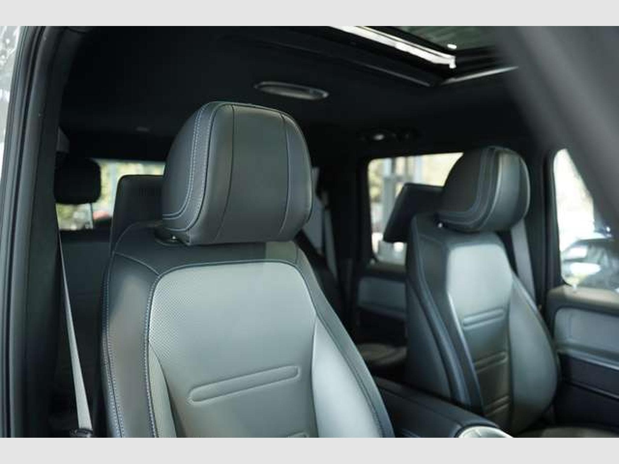 Mercedes Classe G Edition ONE AMG *MANUFAKTUR *FOND *Carbon (2025) - Photo 17