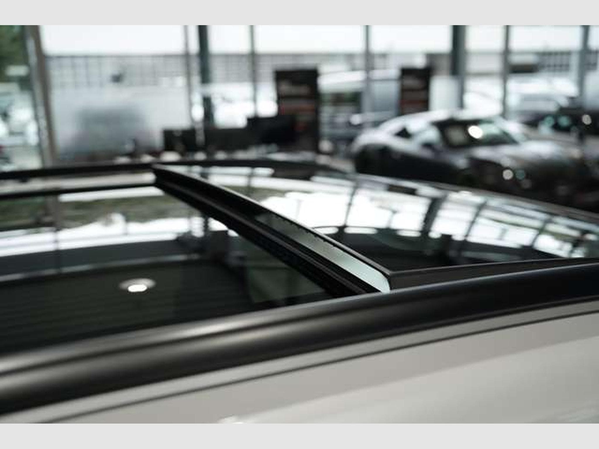 VW Touran R Line *ACC *Pano *Standhzg *AHK *Kamera (2021) - Foto 14