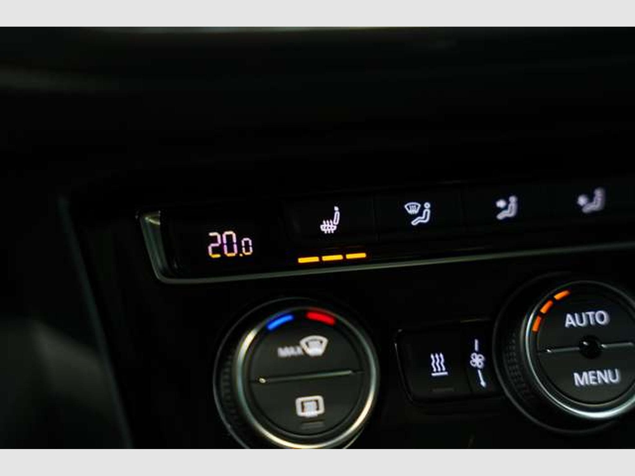 VW Touran R Line *ACC *Pano *Standhzg *AHK *Kamera (2021) - Foto 29