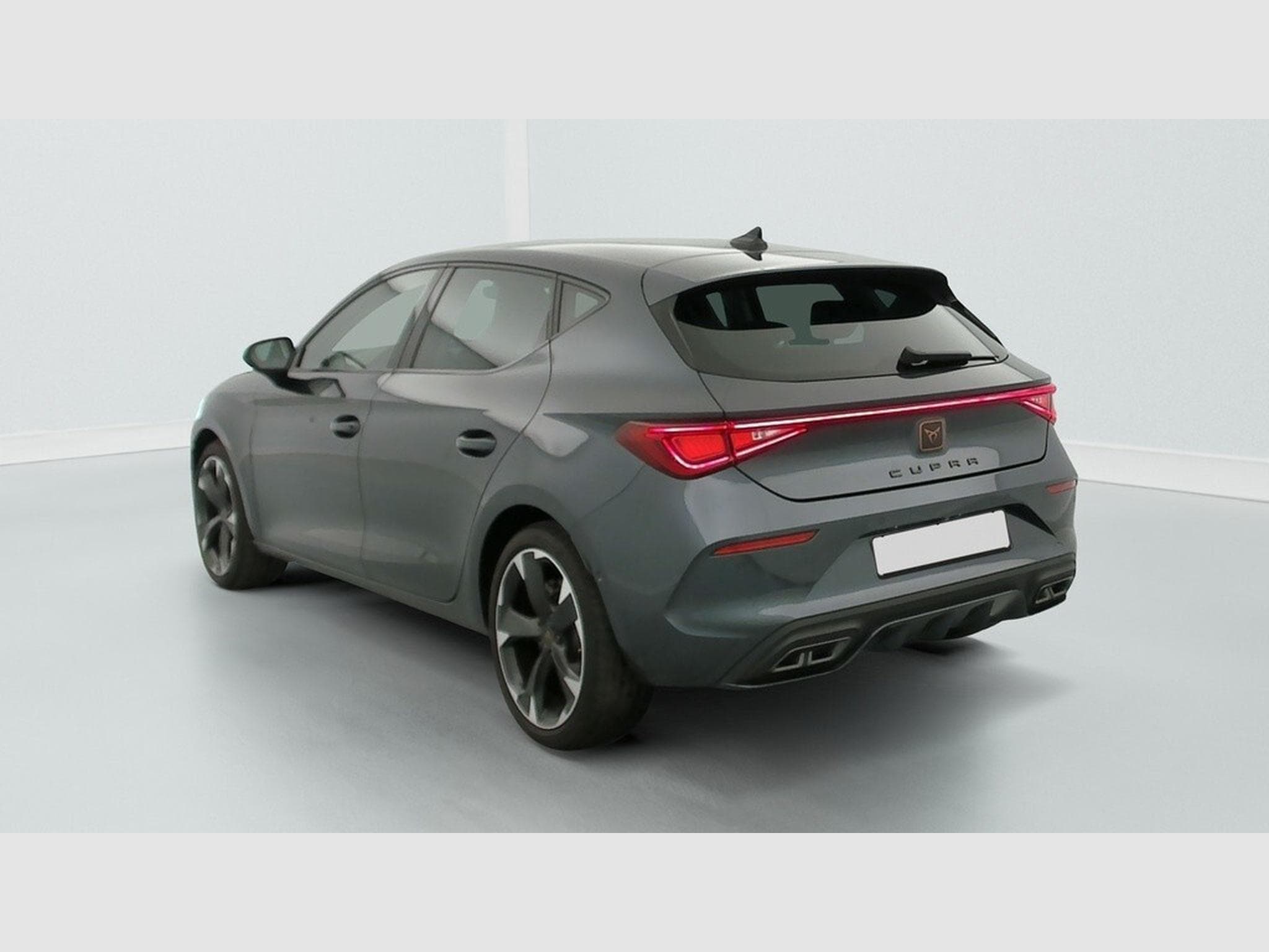 Cupra Leon 1.5 eTSI 150CH DSG7 V (2024) - Foto 2