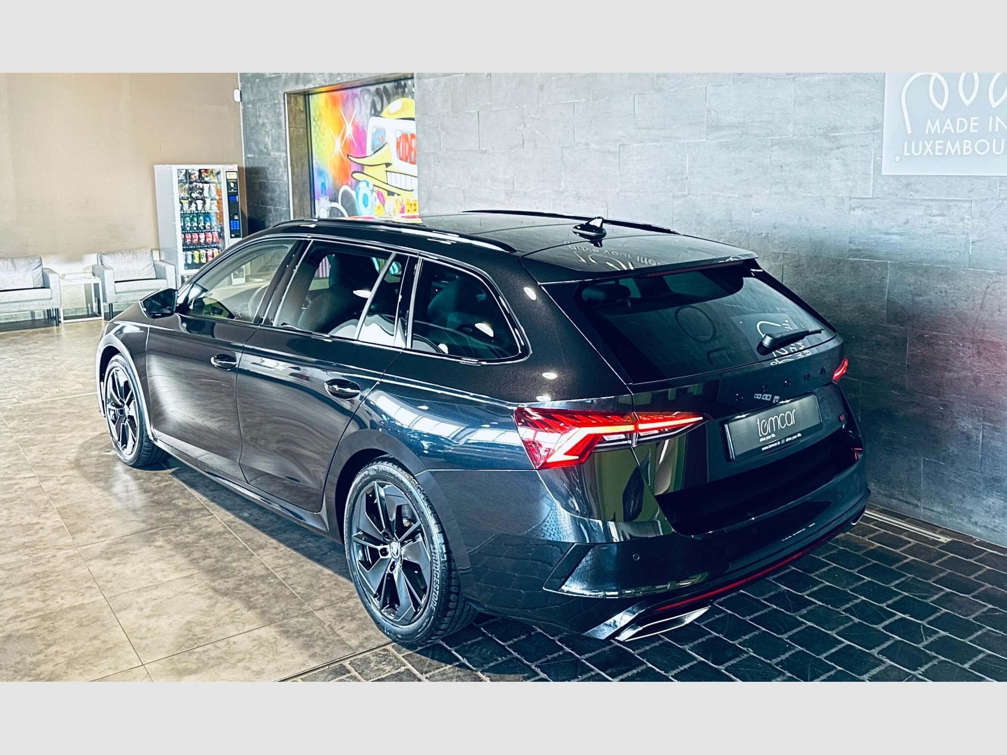 Skoda Octavia OCTAVIA RS BREAK TSI DSG (2022) - Photo 5