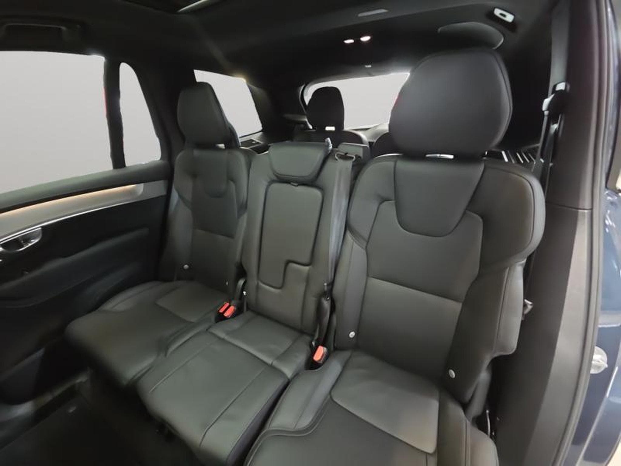 Volvo XC90 T8 Black Edition Plus AWD 2026 / Hybride (2026) - Photo 13