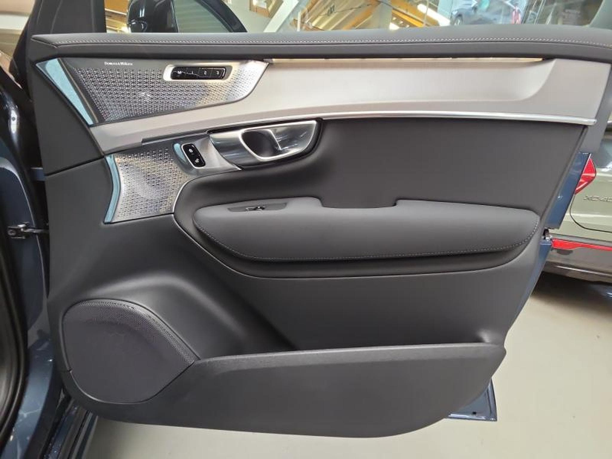 Volvo XC90 T8 Black Edition Plus AWD 2026 / Hybride (2026) - Photo 21
