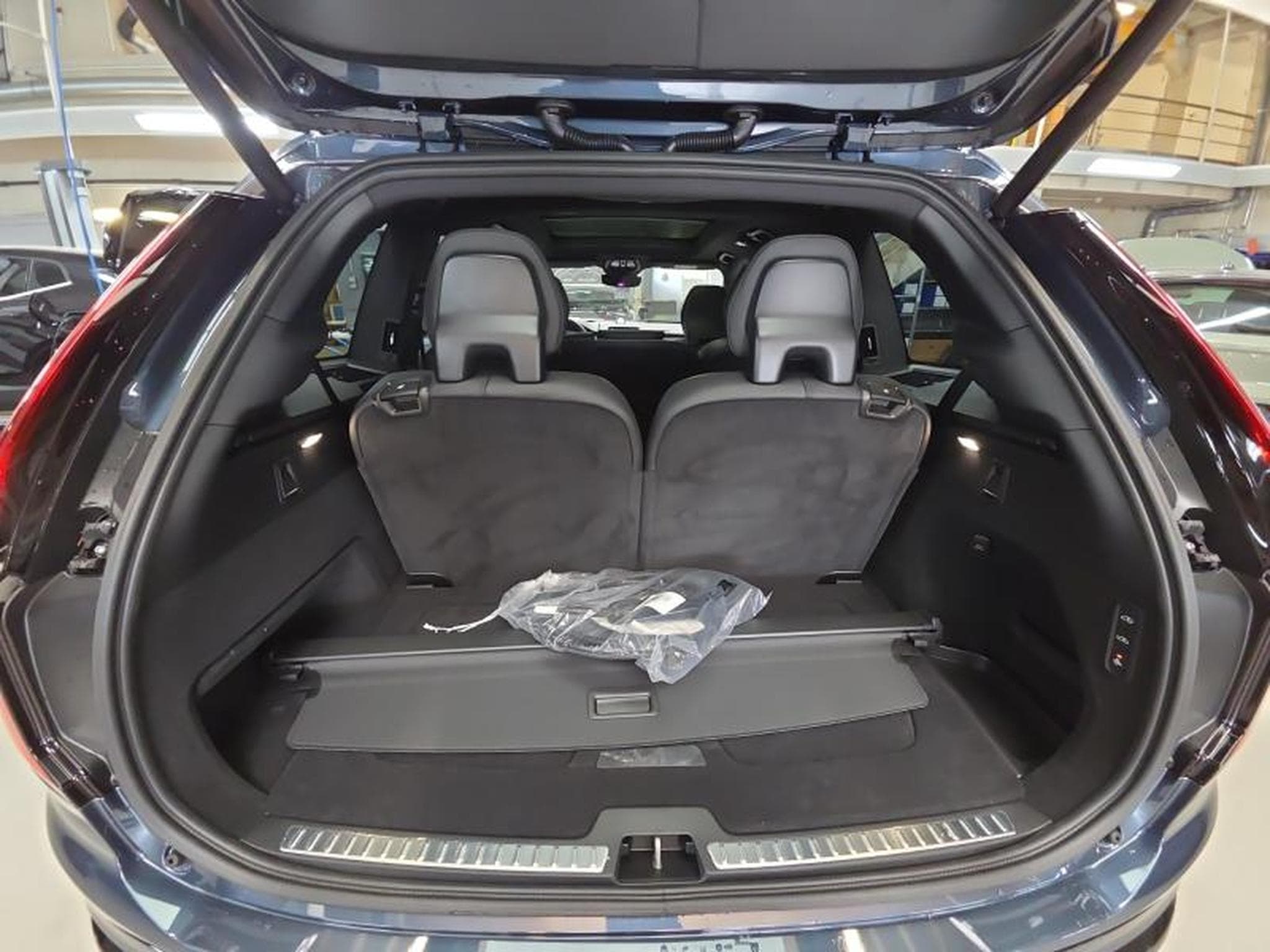 Volvo XC90 T8 Black Edition Plus AWD 2026 / Hybride (2026) - Photo 19