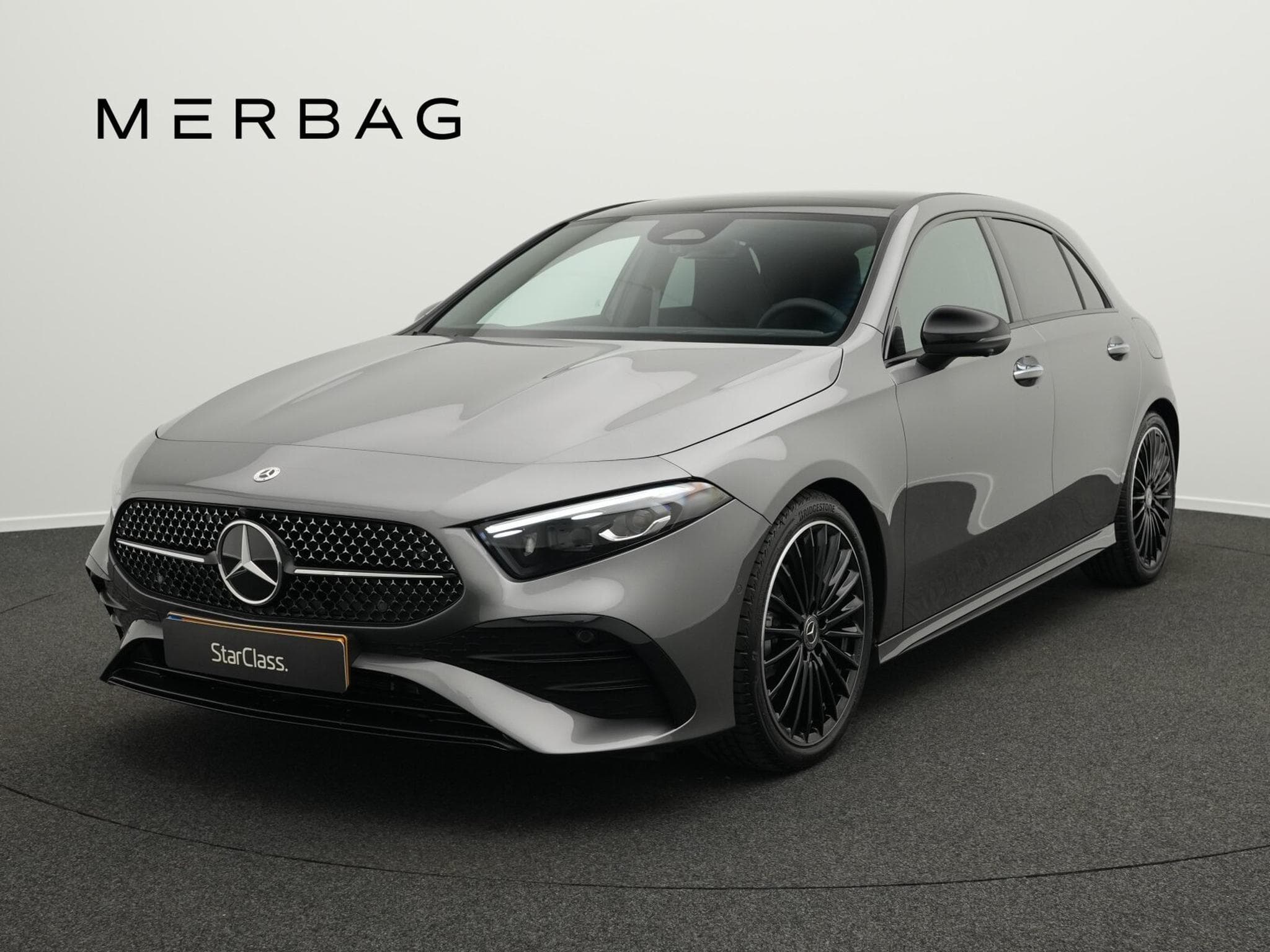 Mercedes A 180 AMG-Line Premium Plus (2026) - Foto 1