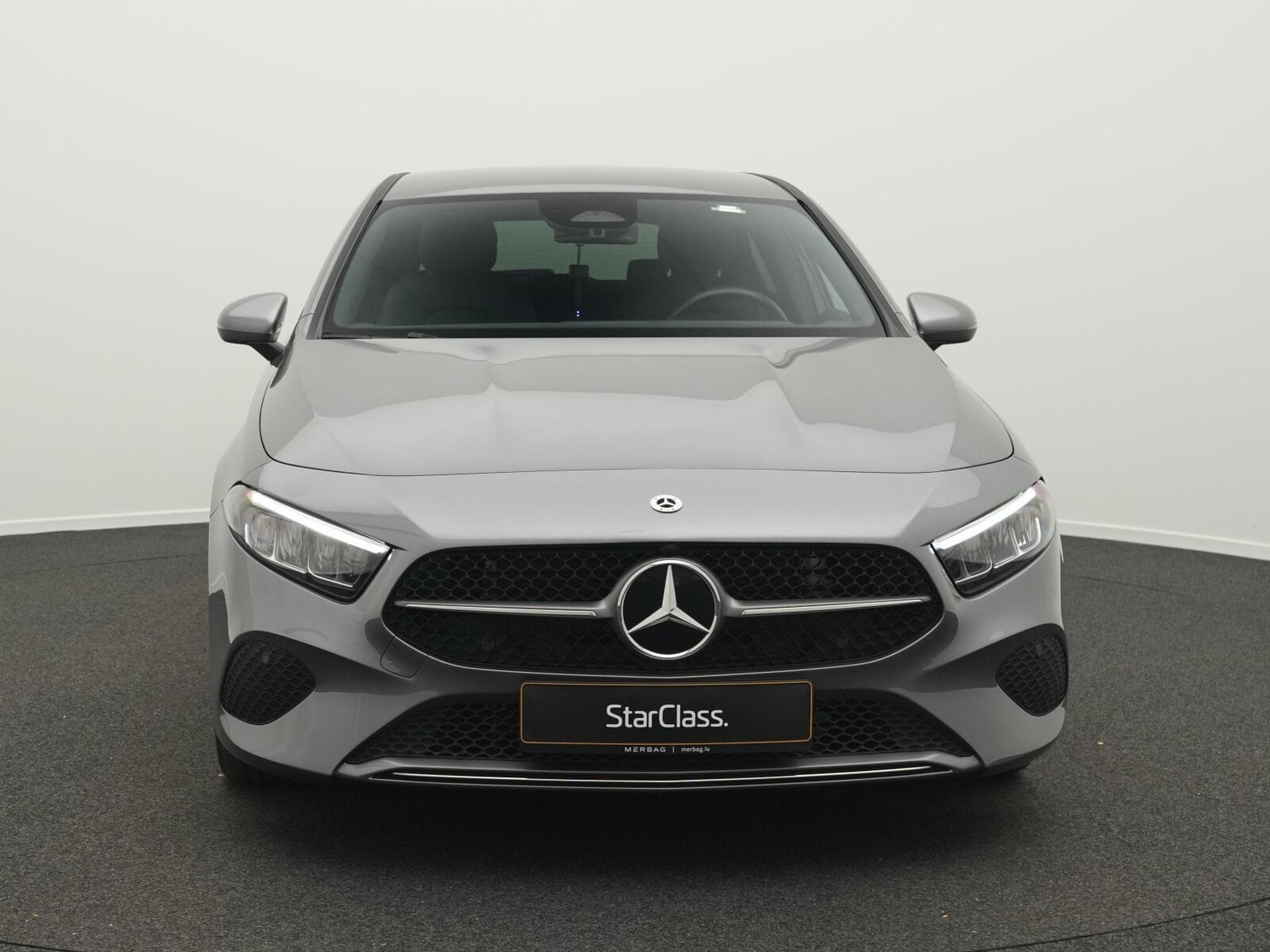 Mercedes A 180 d Progressive LED+Kamera+MBUX+SHZ (2025) - Photo 2