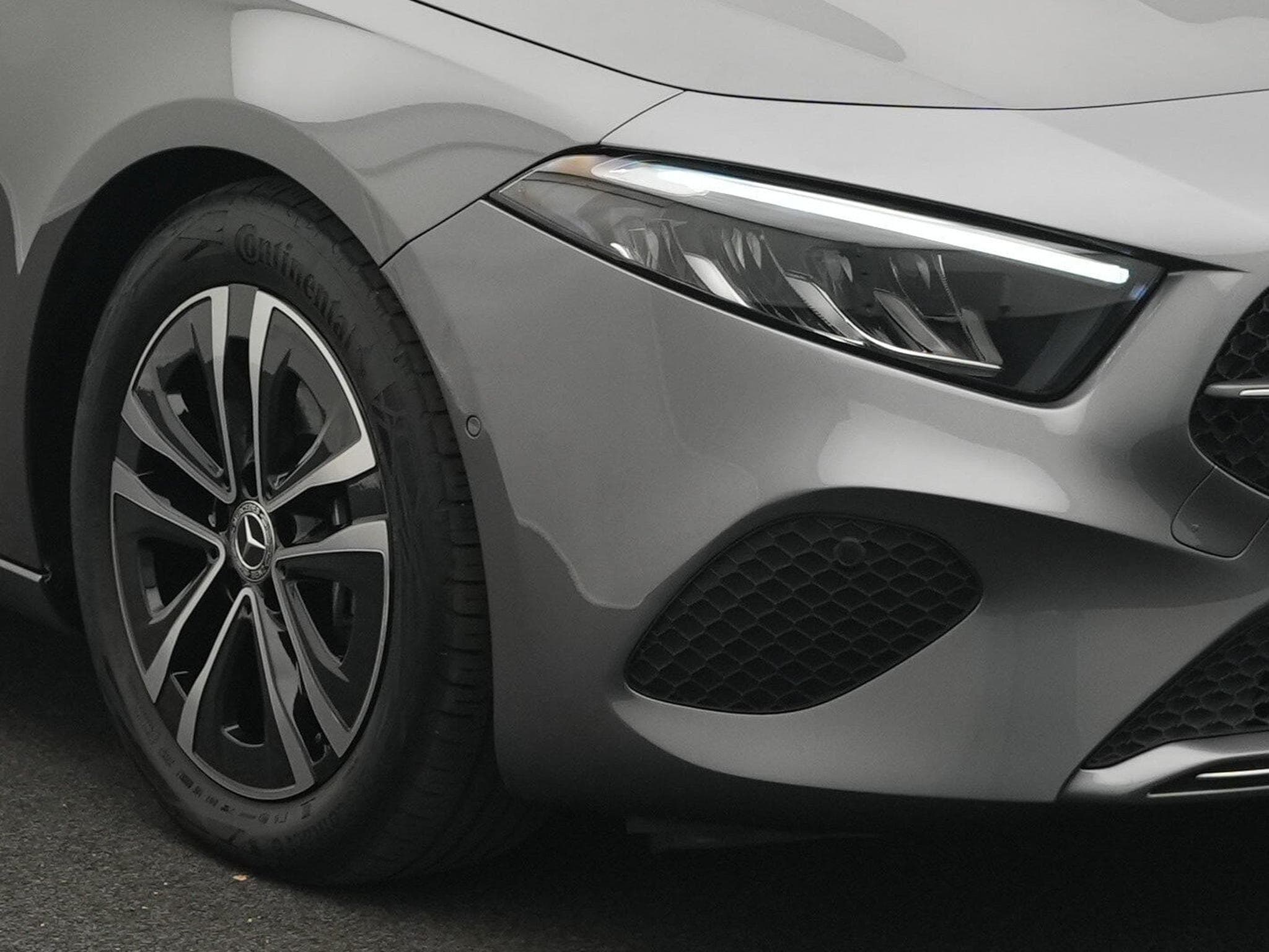 Mercedes A 180 d Progressive LED+Kamera+MBUX+SHZ (2025) - Photo 9