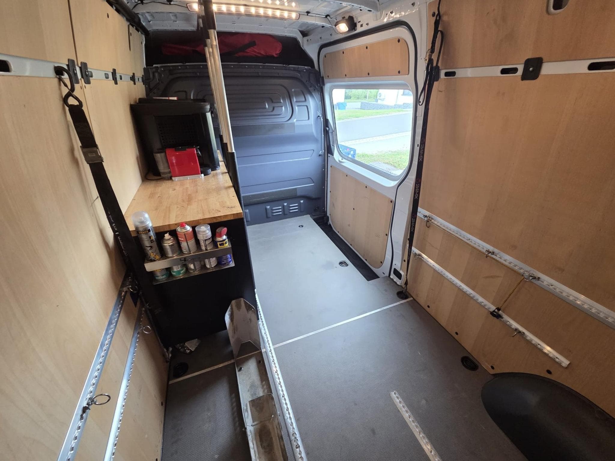 Mercedes Sprinter C317 CDI (2023) - Photo 9