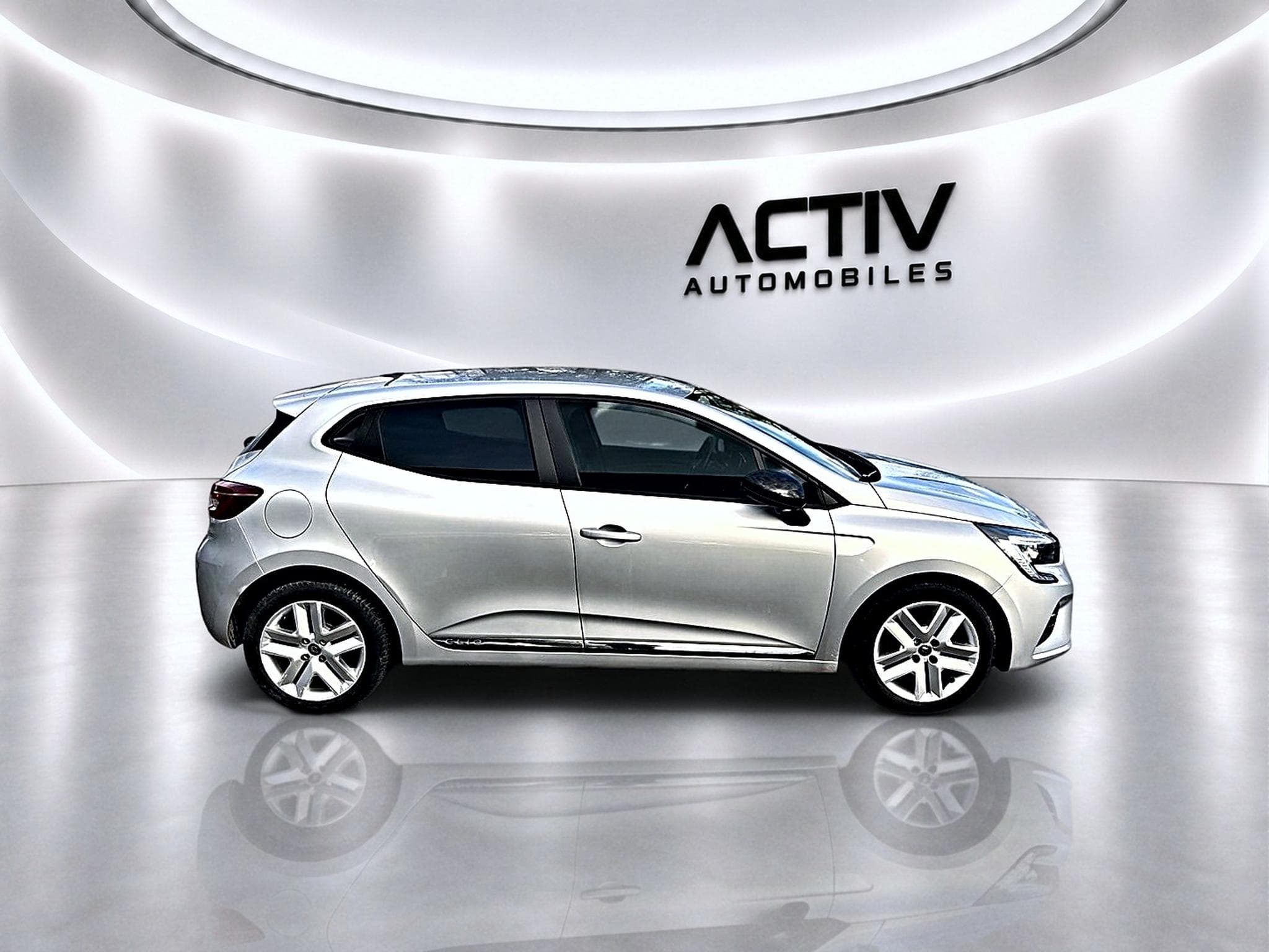 Renault Clio 1.0 TCE 90 ZEN (2021) - Foto 8