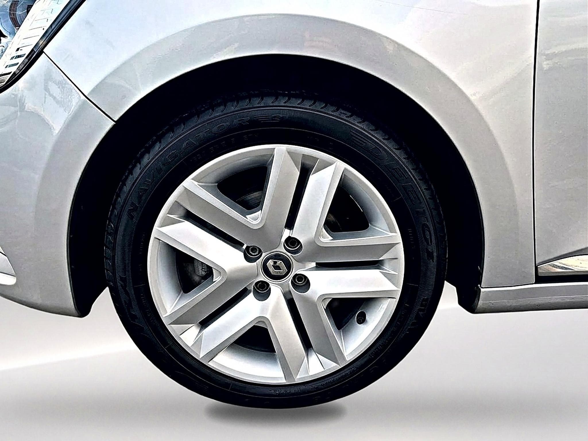 Renault Clio 1.0 TCE 90 ZEN (2021) - Foto 9