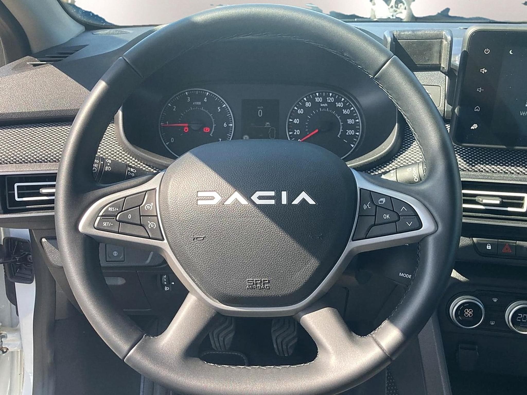Dacia SANDERO 1.0 TCE 90 JOURNEY (2025) - Photo 10
