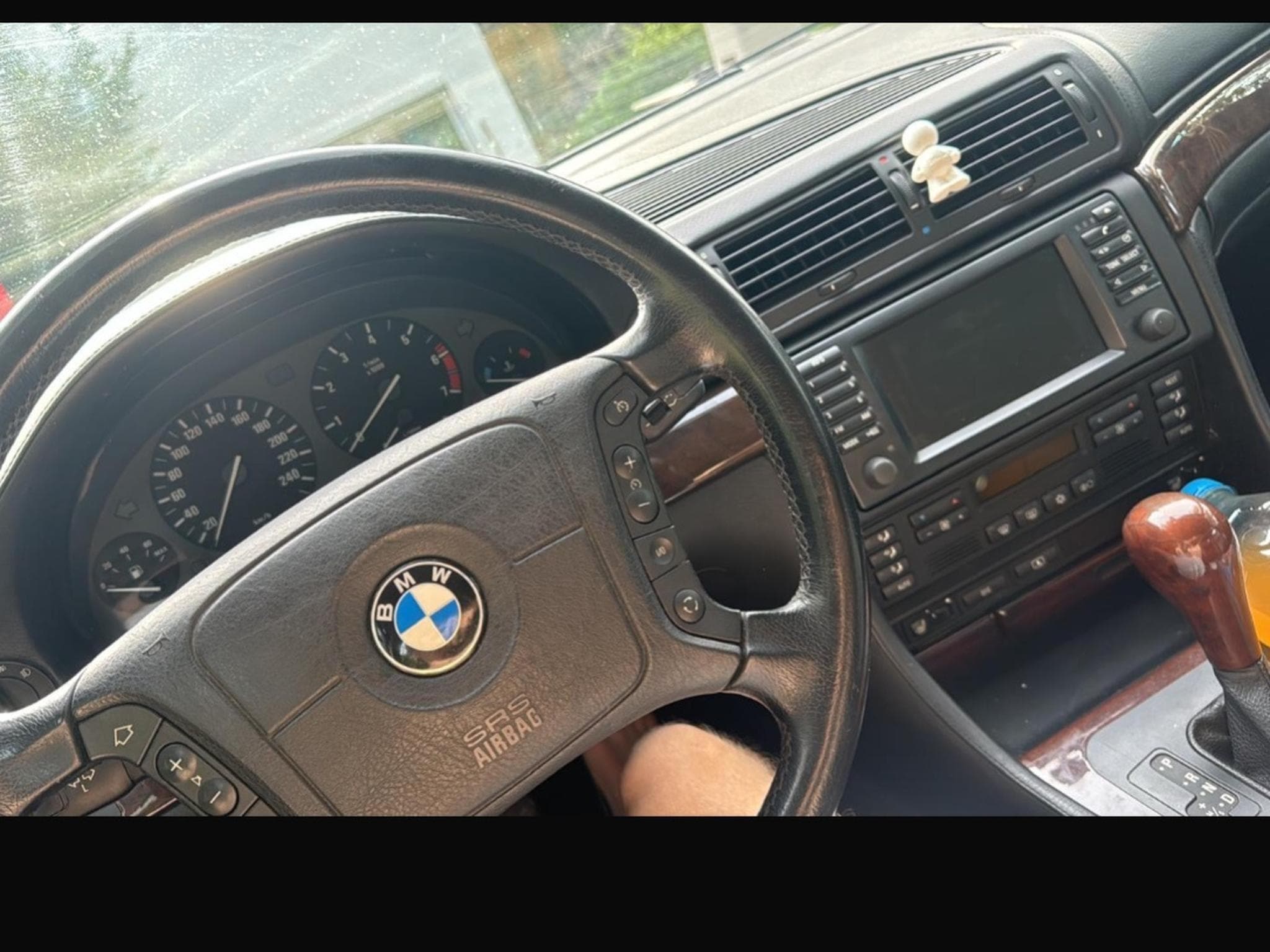 BMW 750 E38 750i V12 (1997) - Photo 2