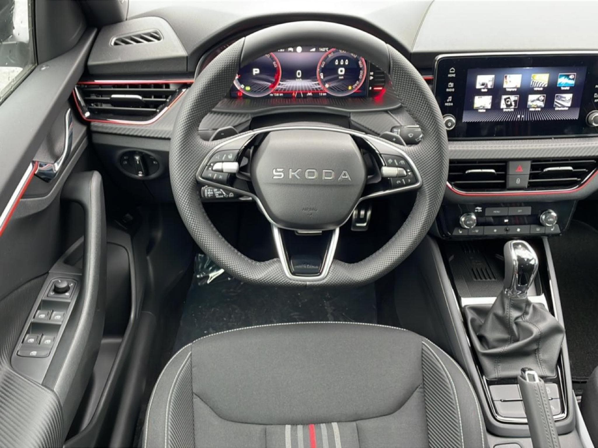 Skoda KAMIQ 1.0 TSI EVO 2 116 MONTE CARLO DSG7 (2026) - Photo 12