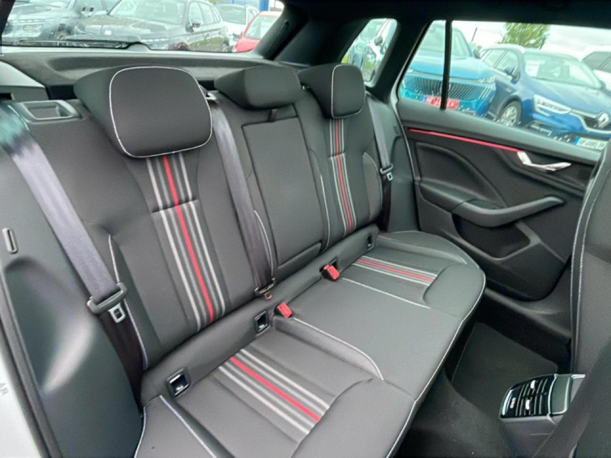 Skoda KAMIQ 1.0 TSI EVO 2 116 MONTE CARLO DSG7 (2026) - Photo 15