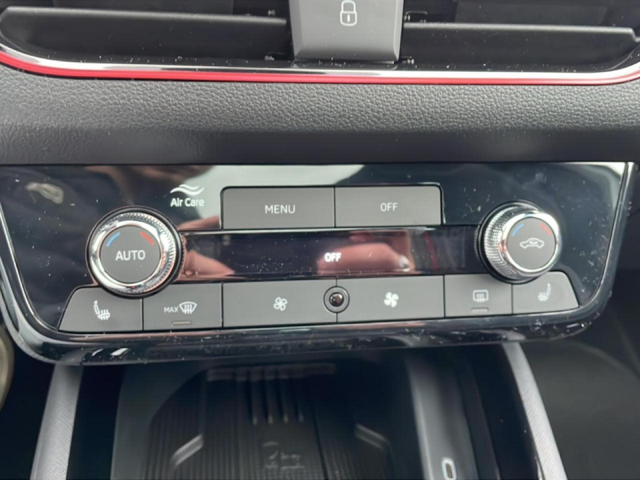 Skoda KAMIQ 1.0 TSI EVO 2 116 MONTE CARLO DSG7 (2026) - Photo 28