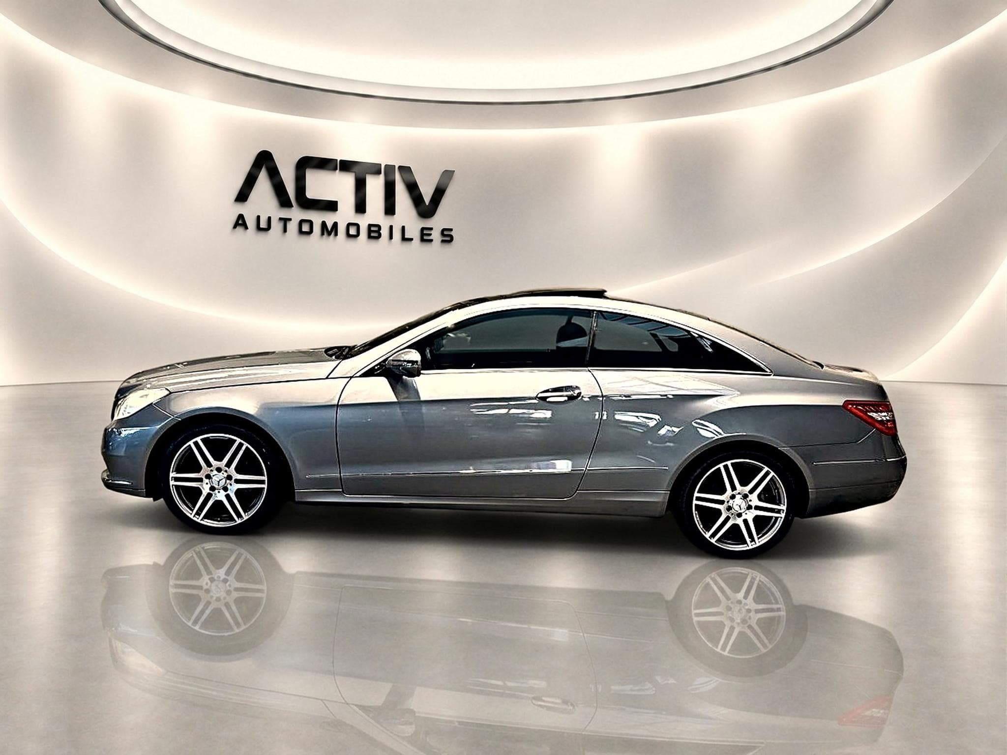 Mercedes Classe E 350 avantgarde executive 7gtro (2009) - Photo 4