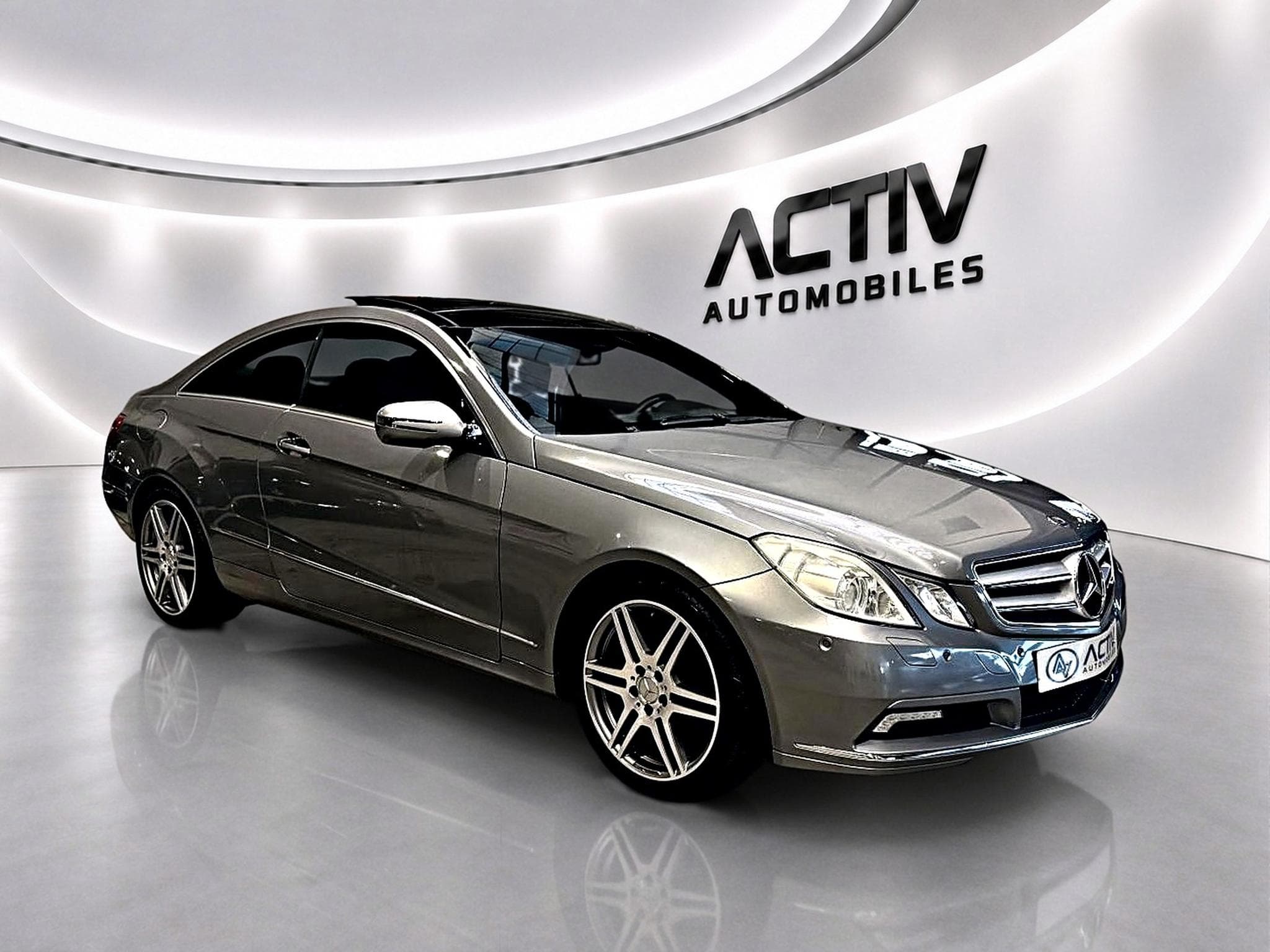 Mercedes Classe E 350 avantgarde executive 7gtro (2009) - Photo 3