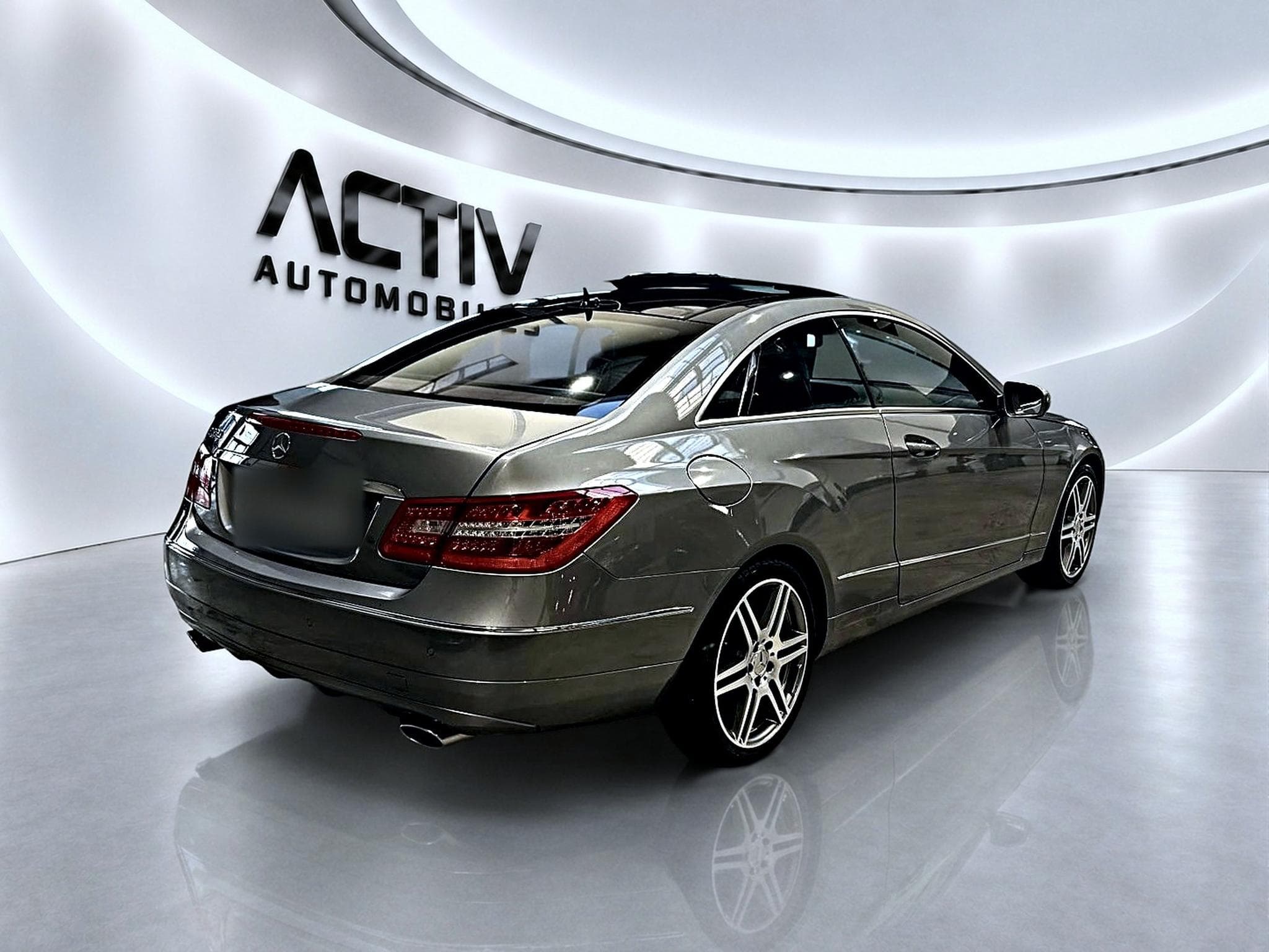 Mercedes Classe E 350 avantgarde executive 7gtro (2009) - Photo 7