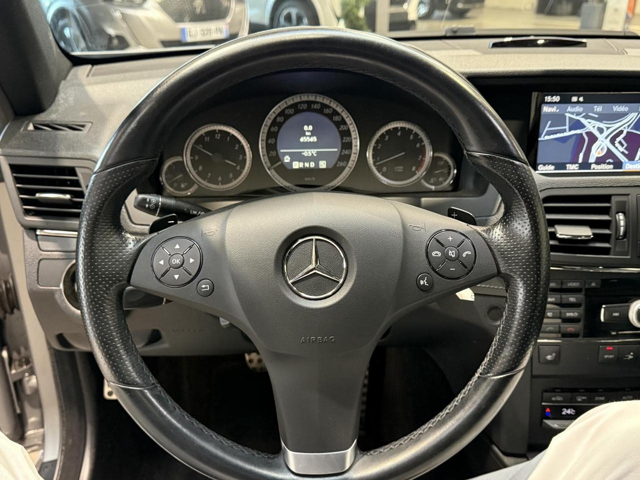 Mercedes Classe E 350 avantgarde executive 7gtro (2009) - Photo 18