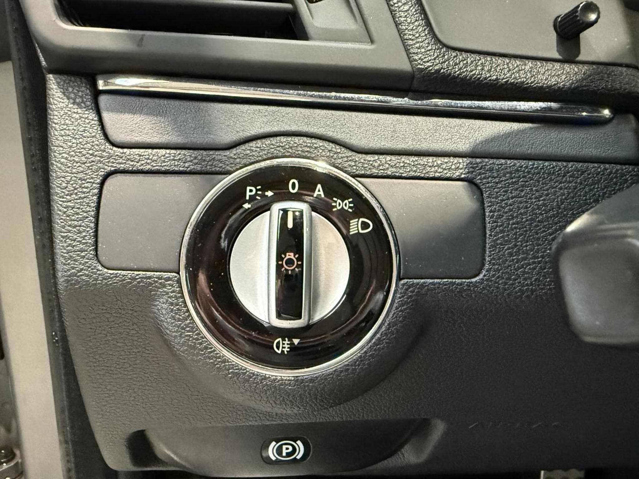 Mercedes Classe E 350 avantgarde executive 7gtro (2009) - Photo 20