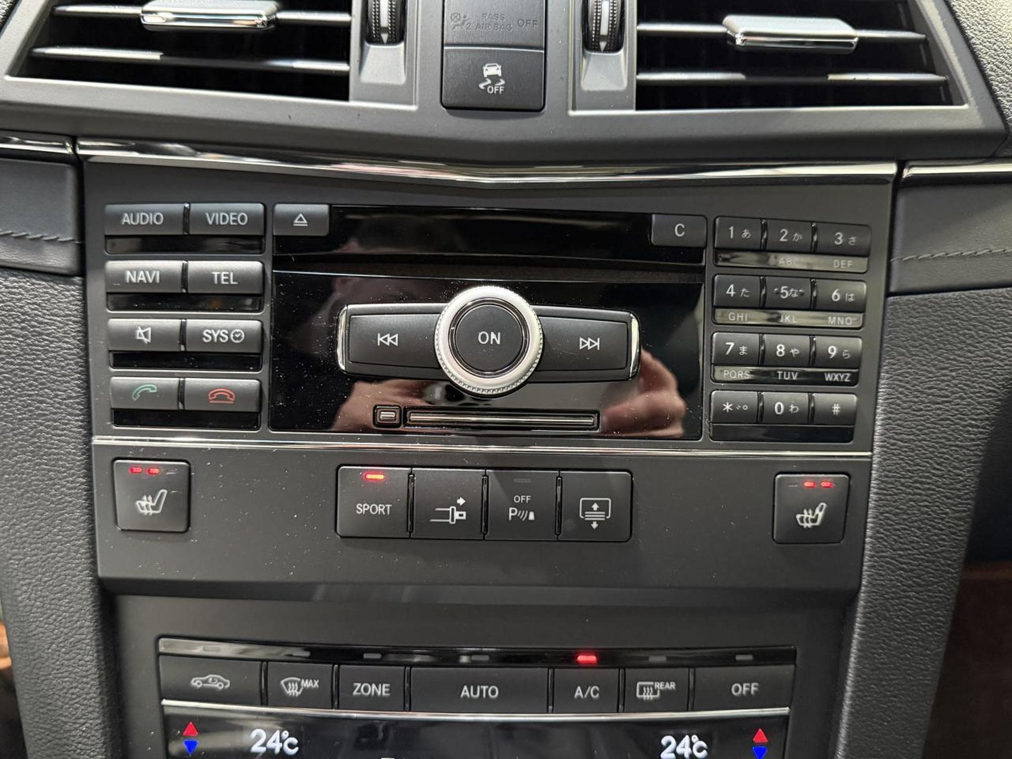 Mercedes Classe E 350 avantgarde executive 7gtro (2009) - Photo 23