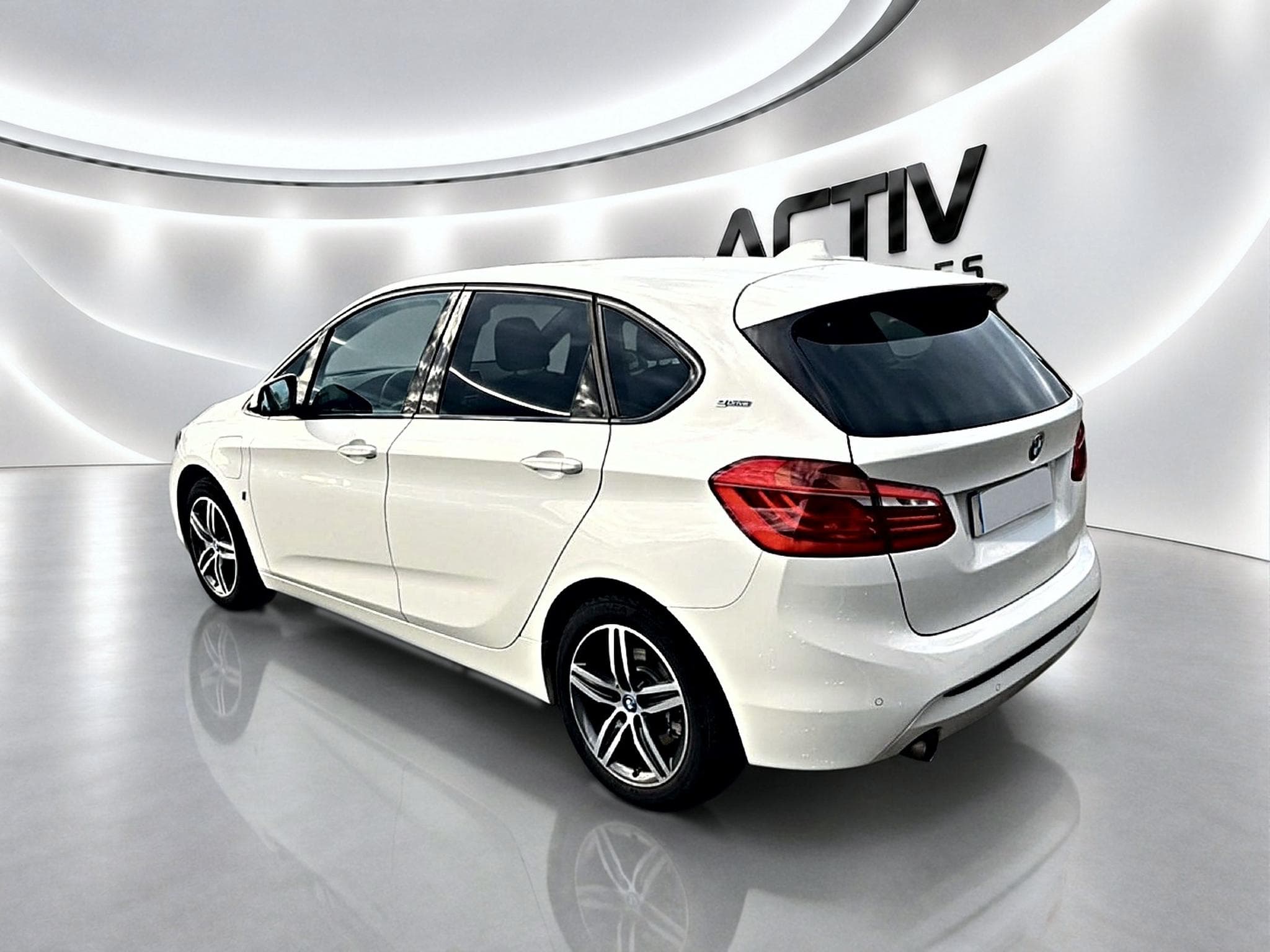 Bmw Série 2 (F45) 225XEA 224 BUSINESS (2017) - Photo 5