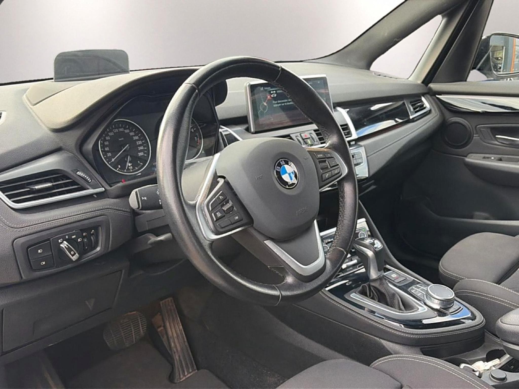 Bmw Série 2 (F45) 225XEA 224 BUSINESS (2017) - Photo 10